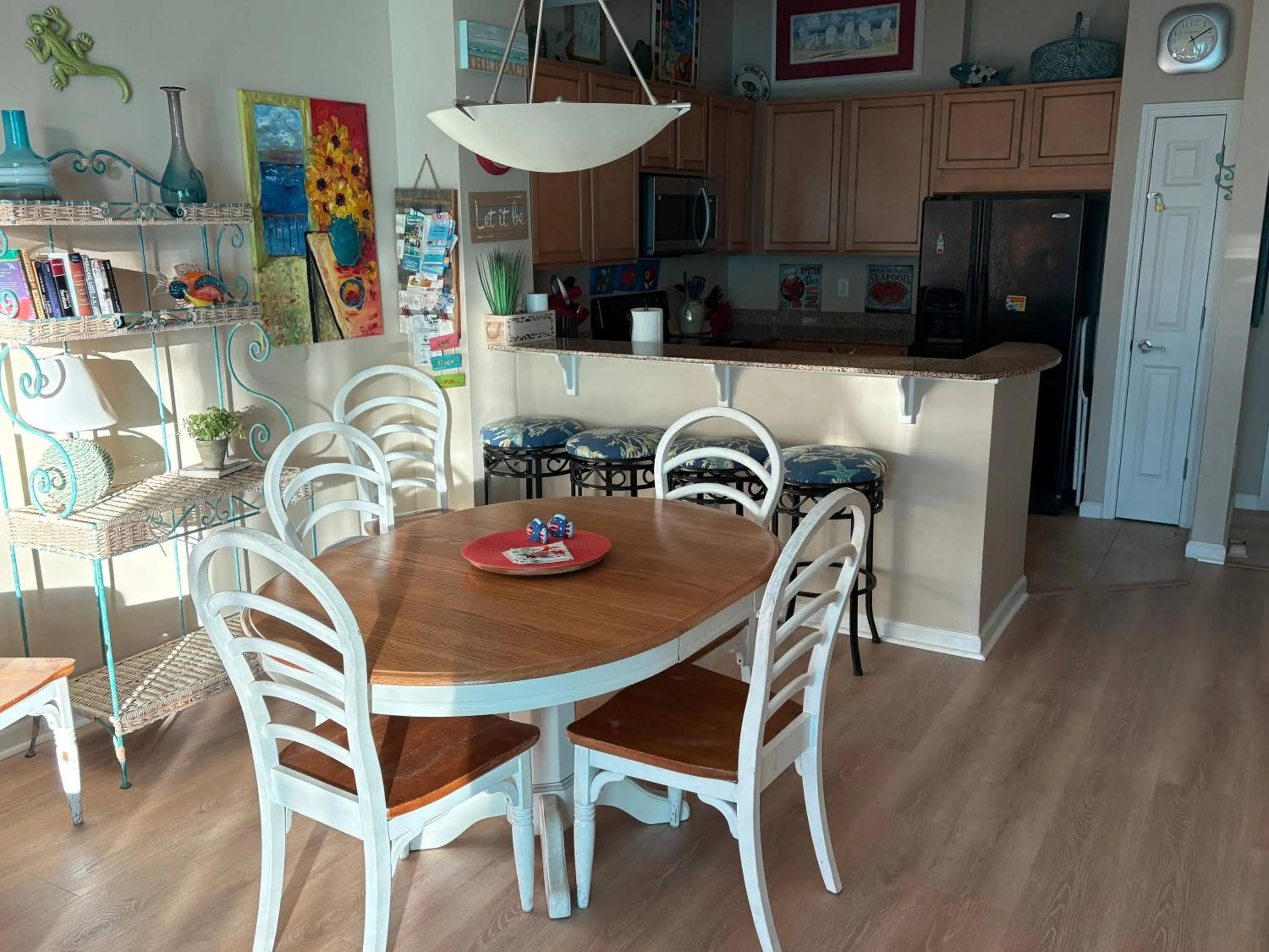 kitchen in the palms of destin 2114