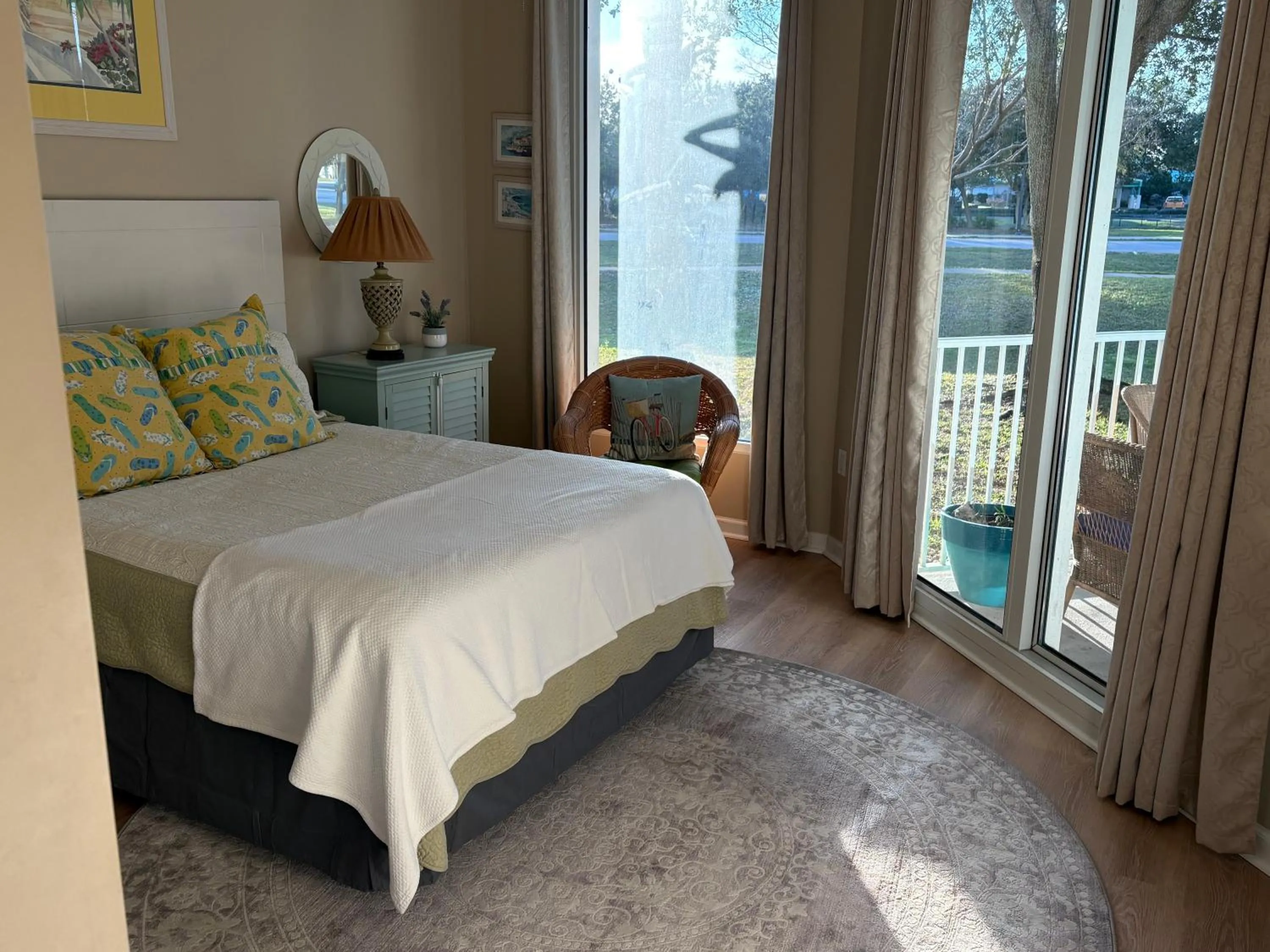 Bedroom, Bed in the palms of destin 2114