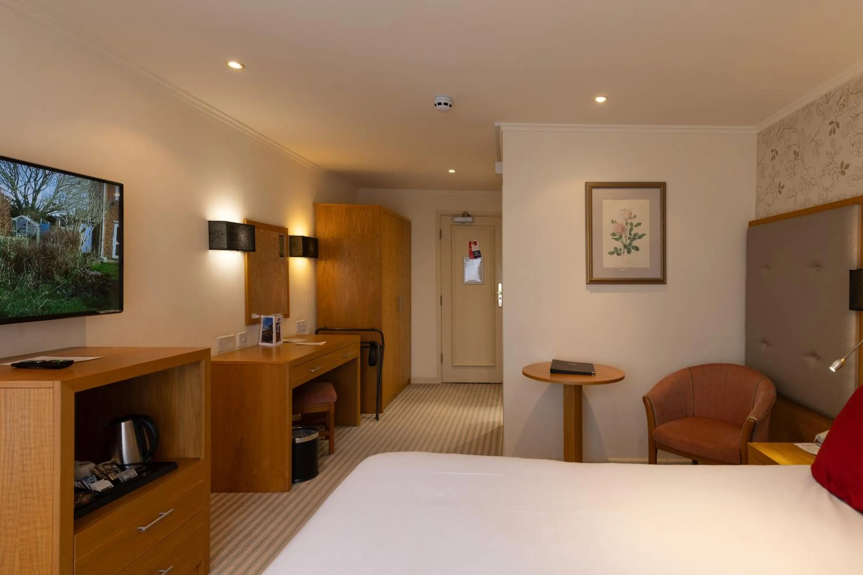 Bed in Langstone Cliff Hotel