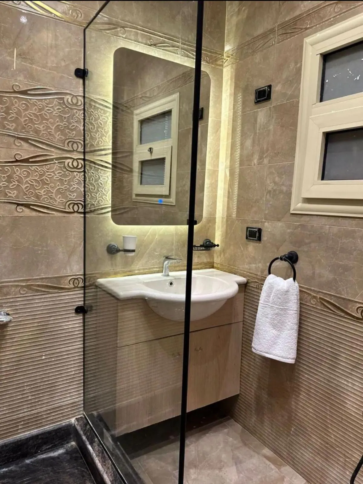 Shower in Elite Boutique Hotel