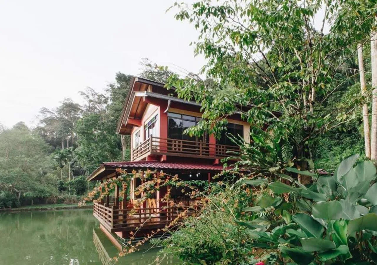 Property building in Al Sakinah Resort