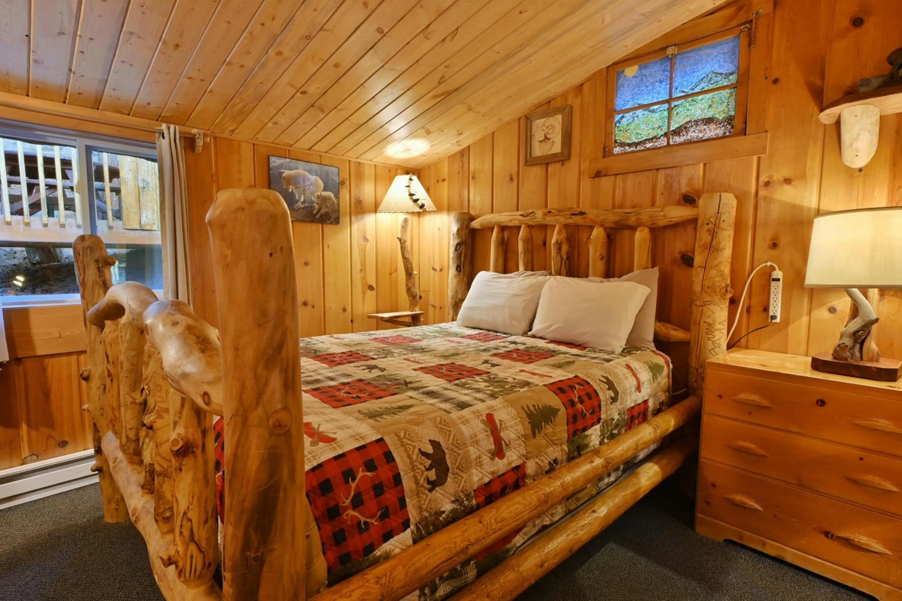 Bed in Pine Haven Resort