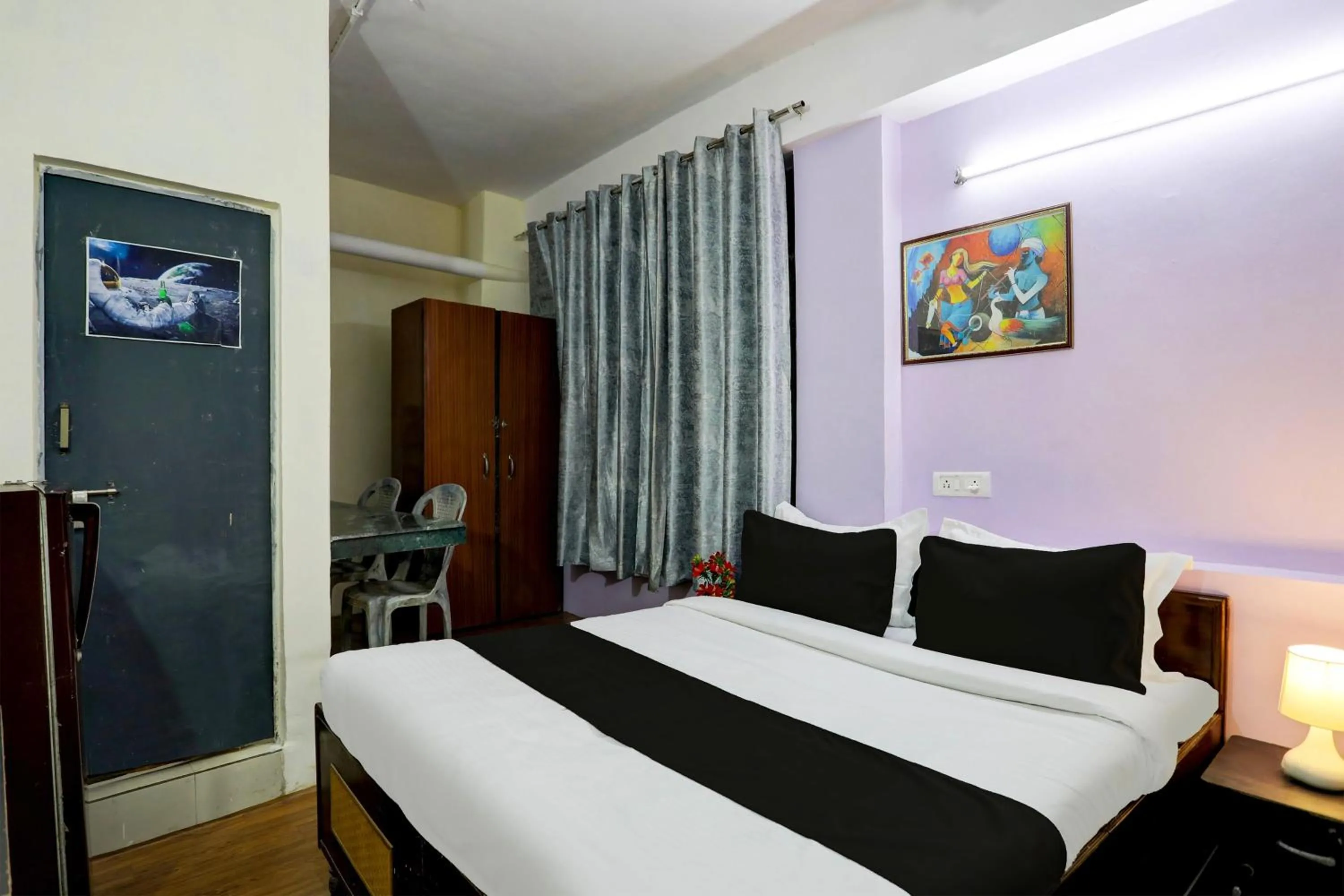 Hotel O Malviya Nagar Inn