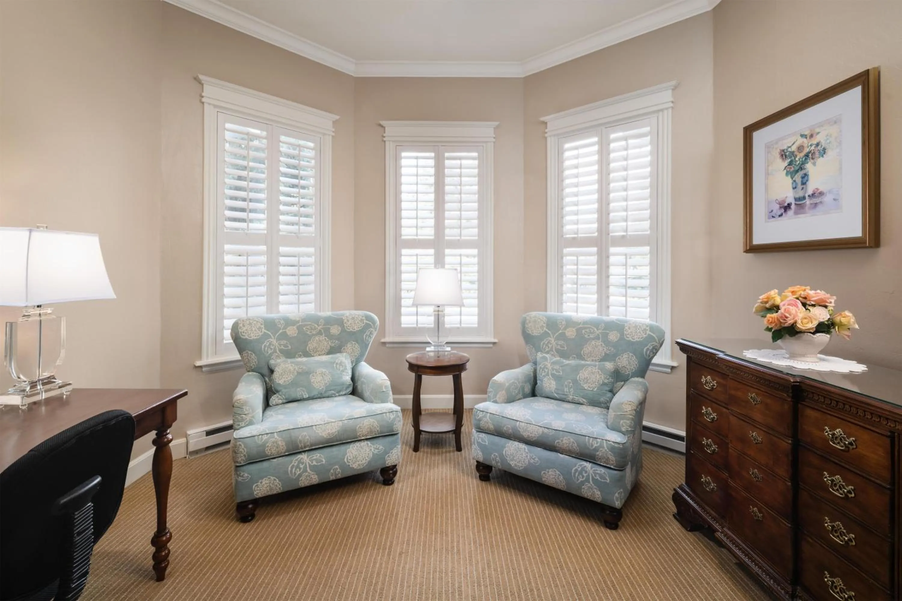 Bedroom in Best Western Grandma's Feather Bed