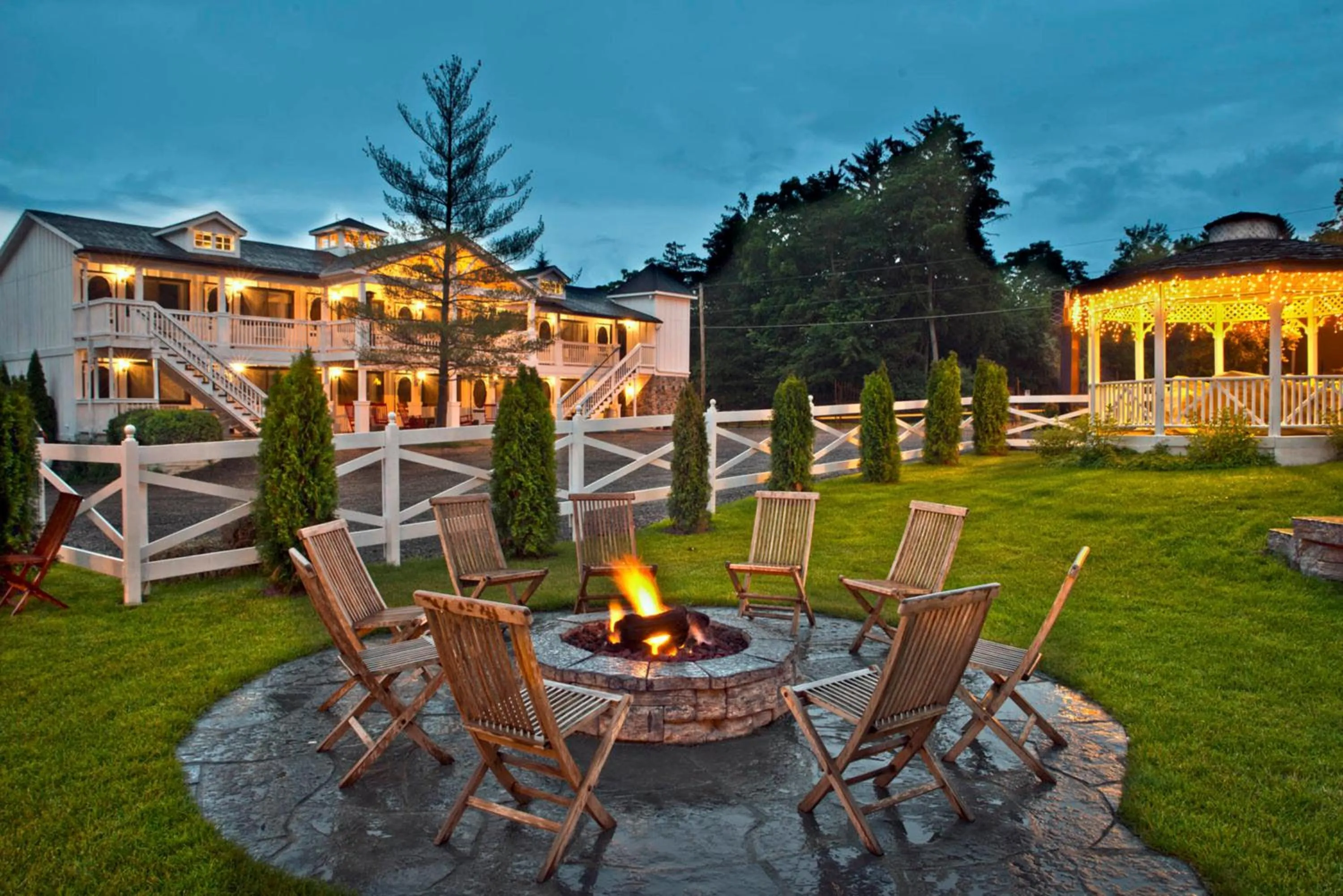 Natural landscape in Maxwell Mansion Hotel