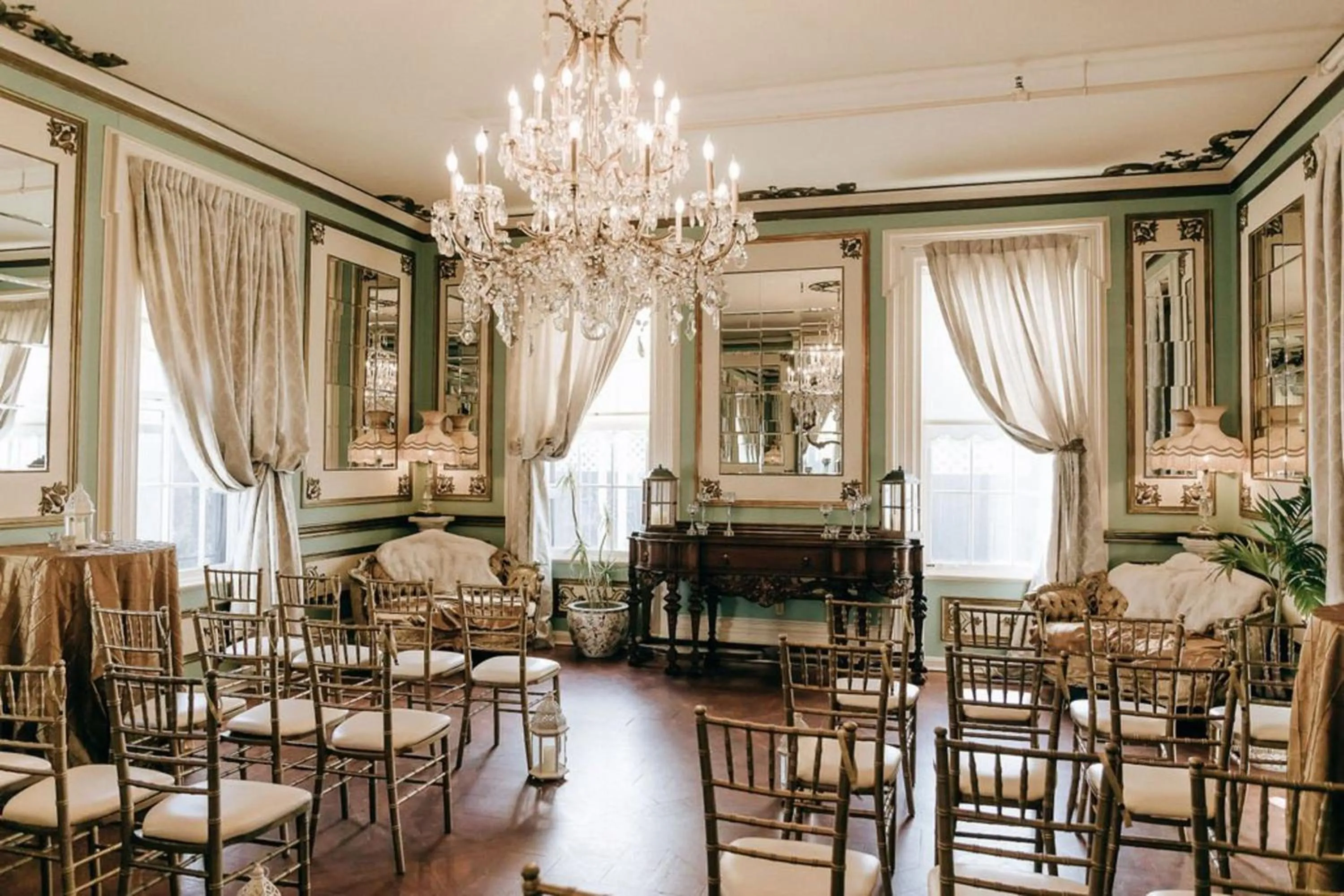 Meeting/conference room in Maxwell Mansion Hotel