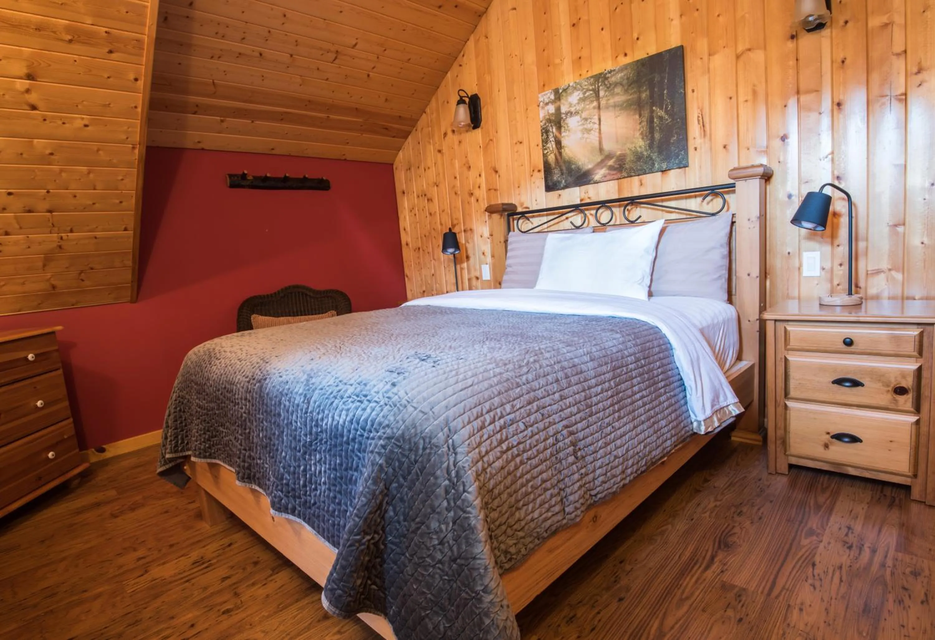 Bed in Cabins West