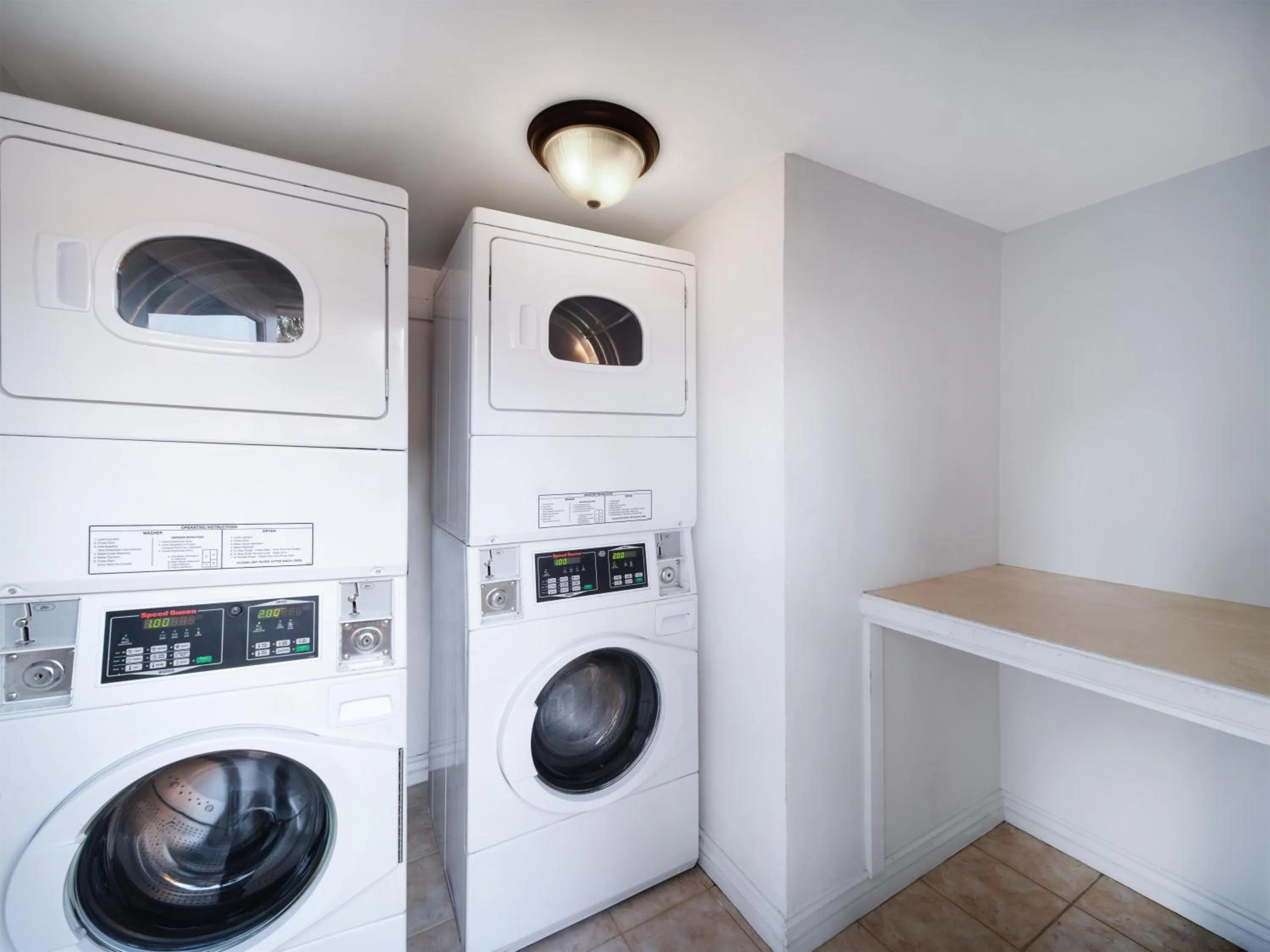 Property building in Best Western Country Lane Inn