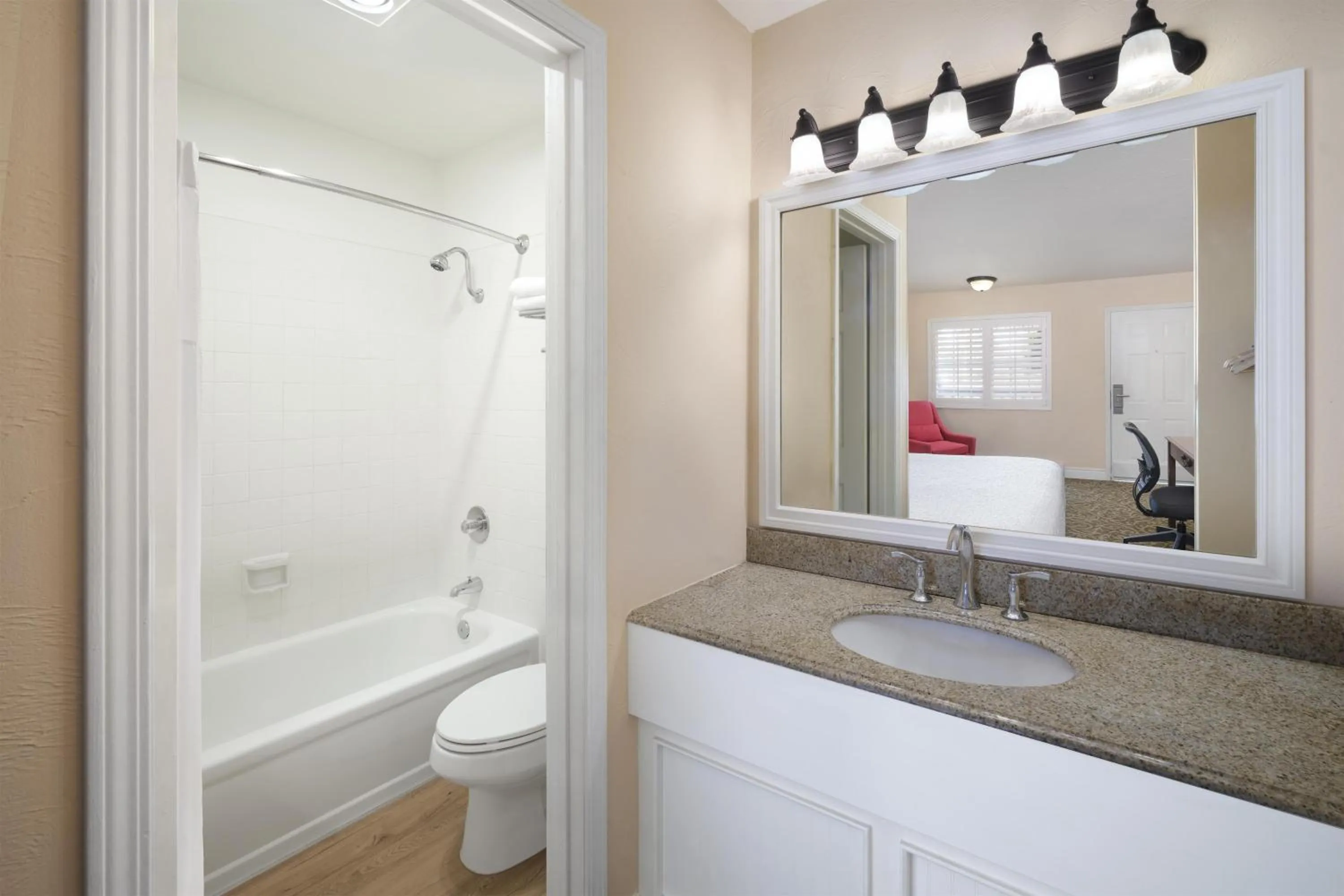 Bathroom in Best Western Country Lane Inn