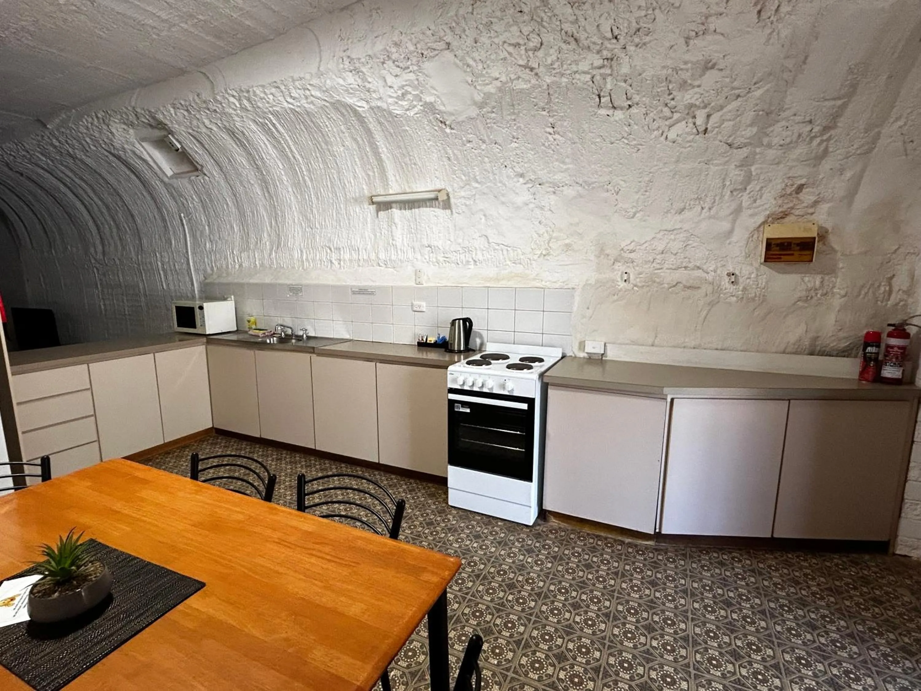 Kitchen or kitchenette in Desert View Apartments