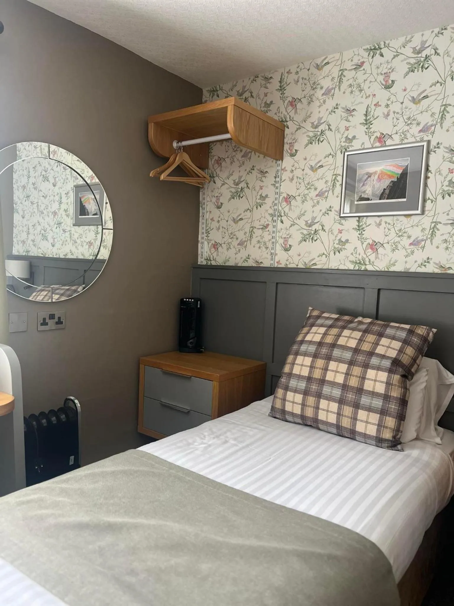 Bed in Royal Victoria Hotel Snowdonia