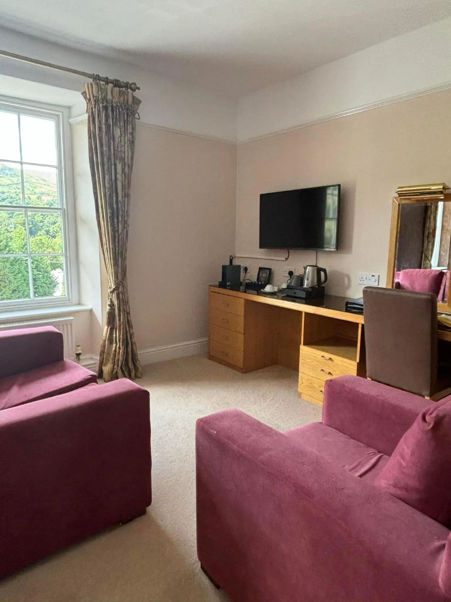 Bedroom in Royal Victoria Hotel Snowdonia