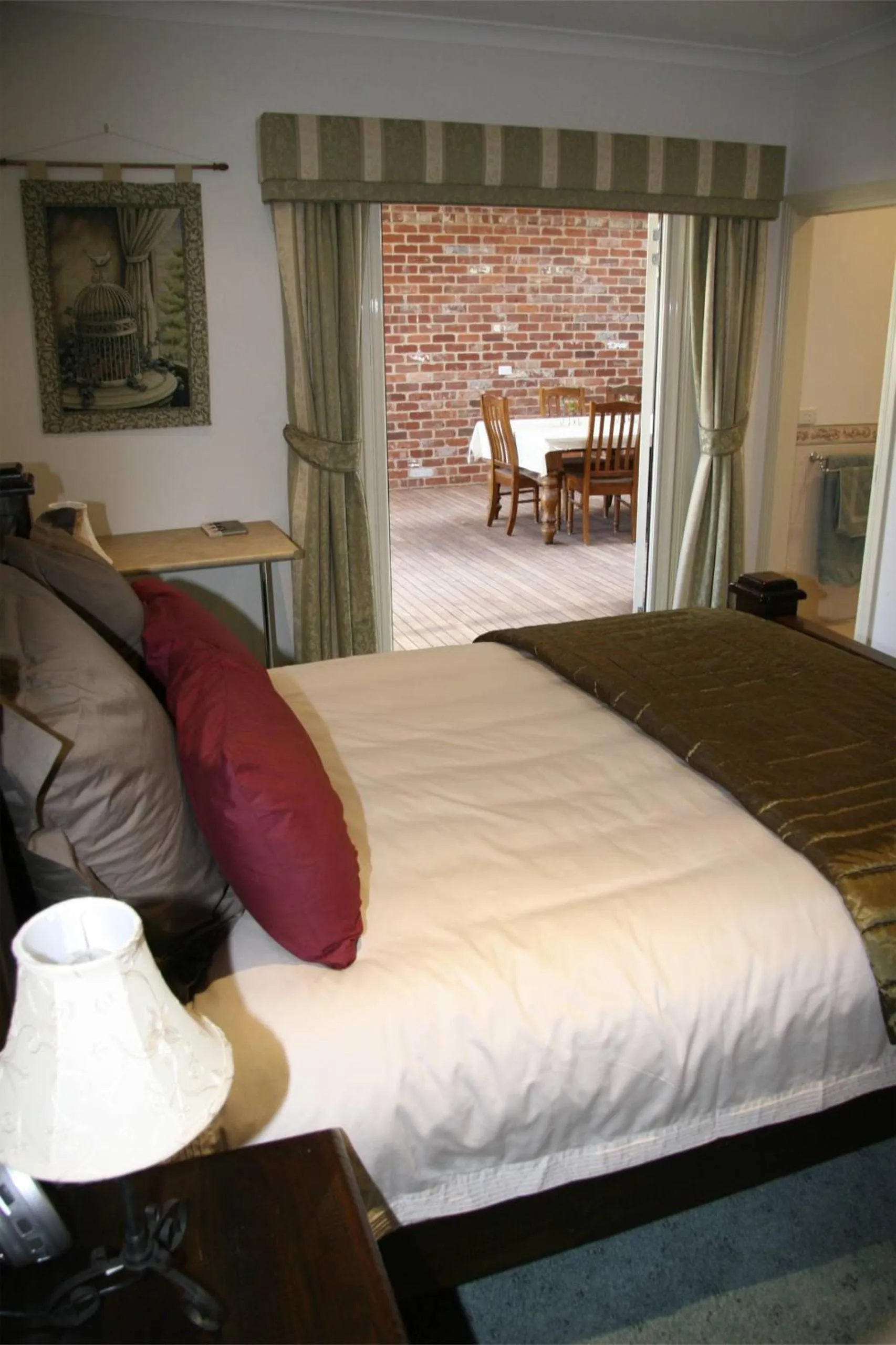 Bedroom, Bed in Cabarita Lodge