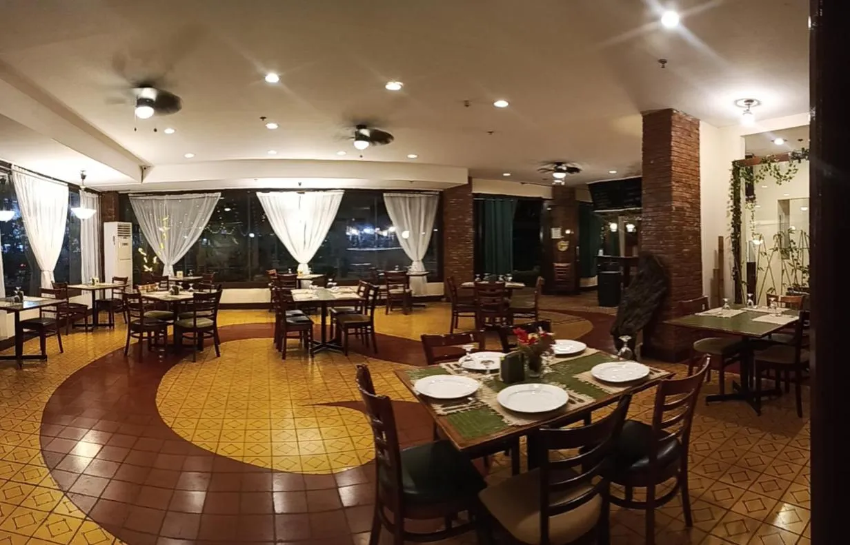 Coron Gateway Hotel & Suites