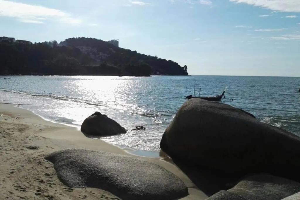 By The Sea Deluxe Condo @ Batu Ferringhi Penang