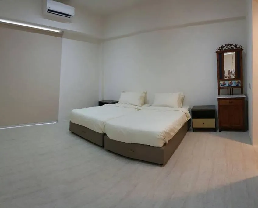 Bed in By The Sea Deluxe Condo @ Batu Ferringhi Penang