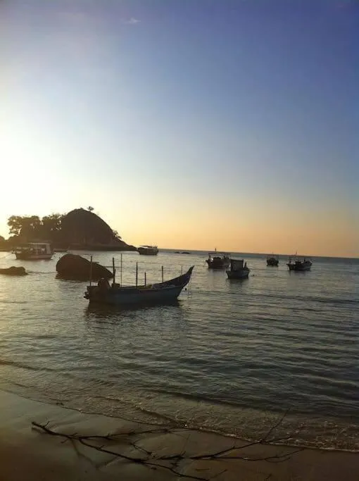 By The Sea Deluxe Condo @ Batu Ferringhi Penang