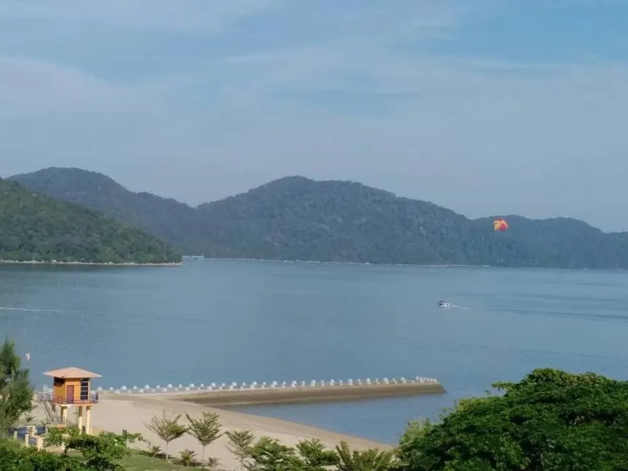 By The Sea Deluxe Condo @ Batu Ferringhi Penang