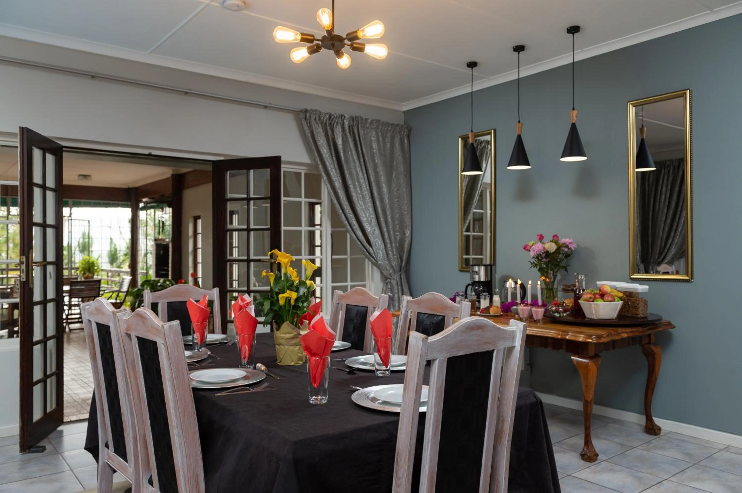 Dining area in Zesty Guesthouse