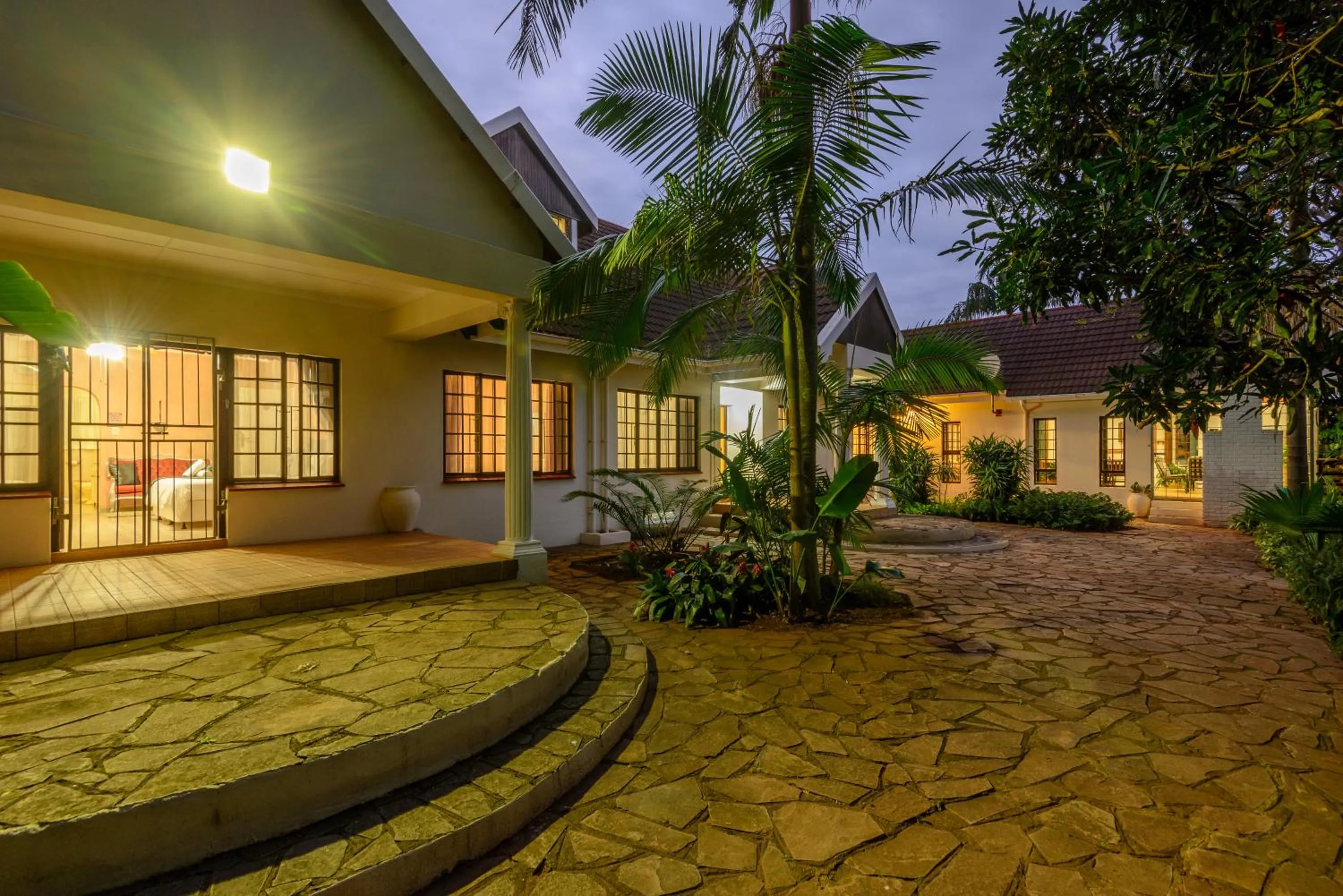 Sunset in Zesty Guesthouse