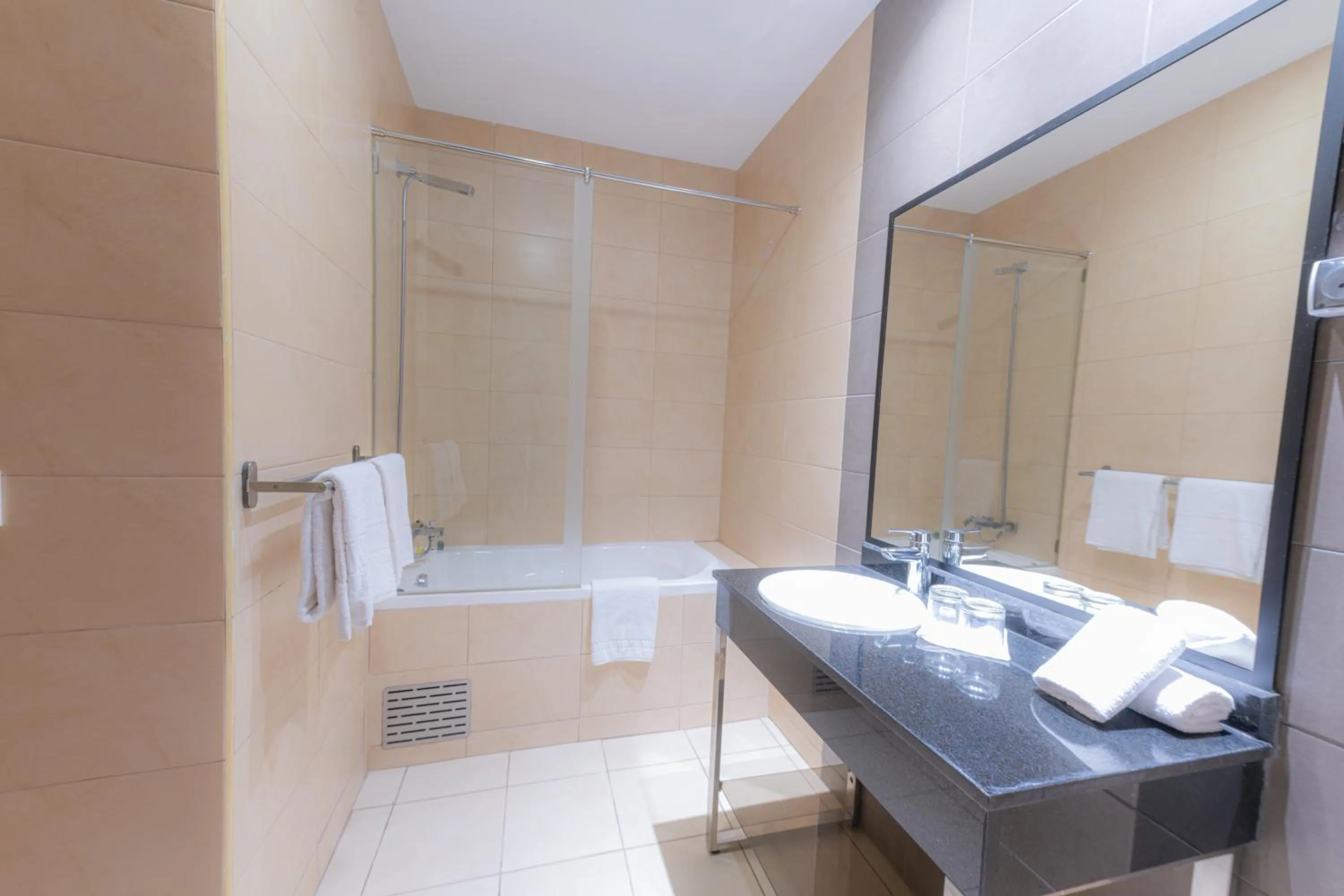 Bathroom in Olympic Inn Casablanca