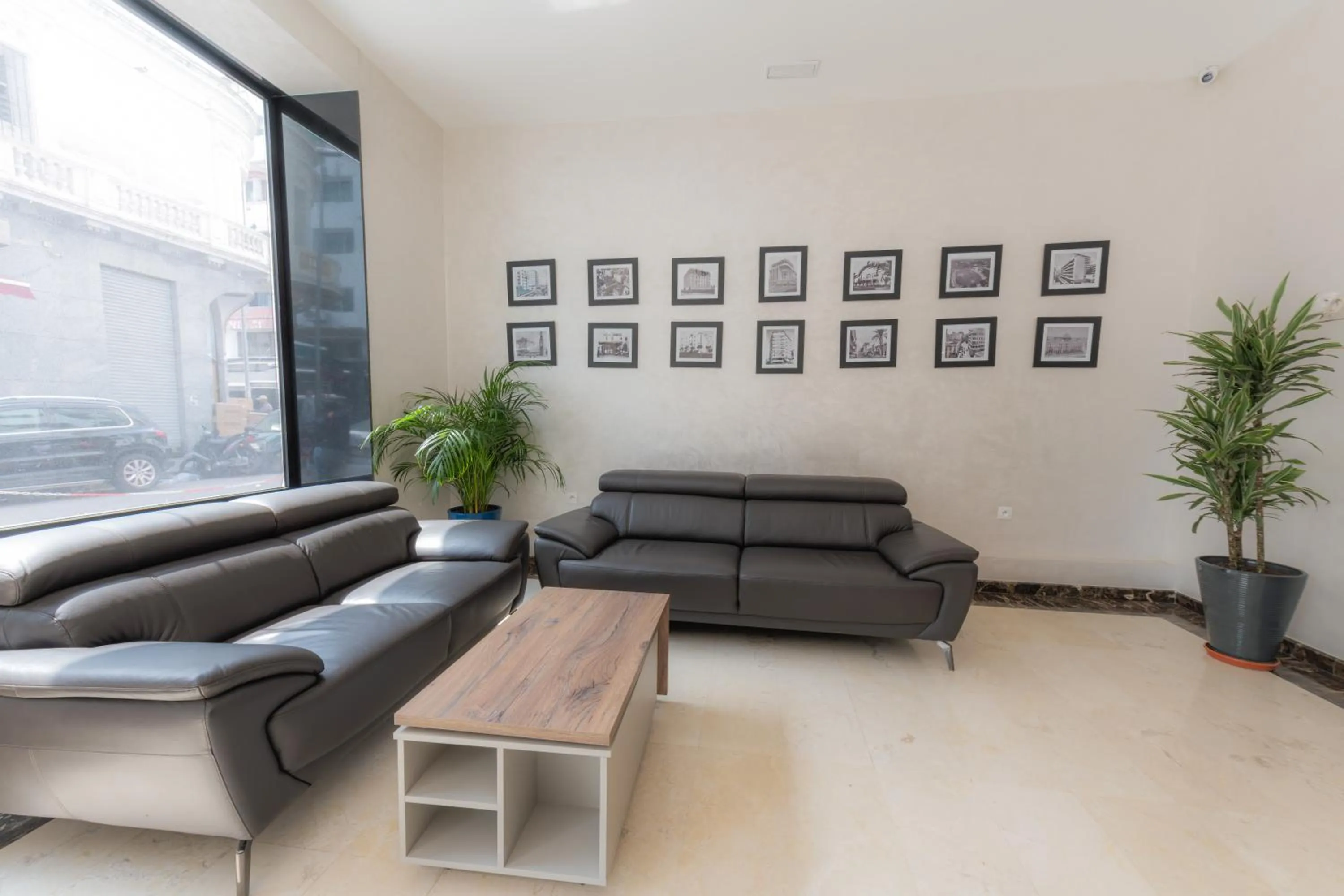 Living room in Olympic Inn Casablanca