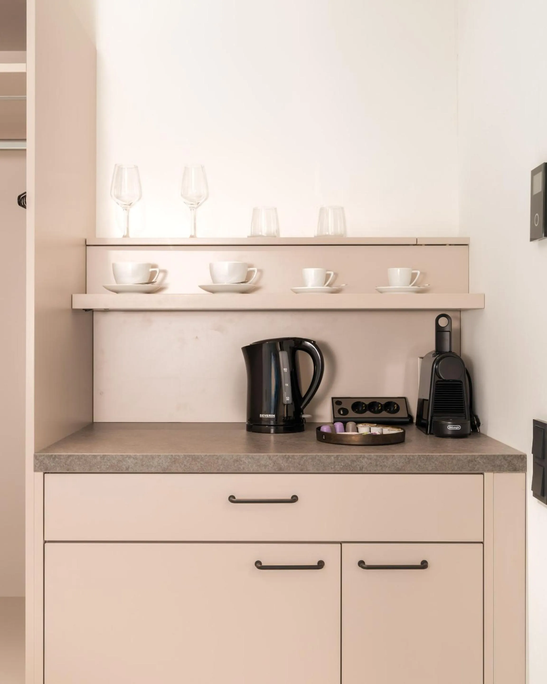 Coffee/tea facilities in Limehome Vienna Favoritenstr