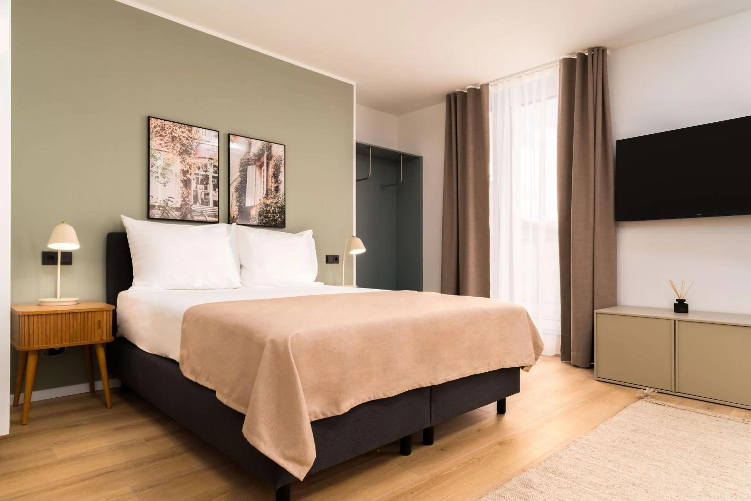 Bed in Limehome Vienna Favoritenstr