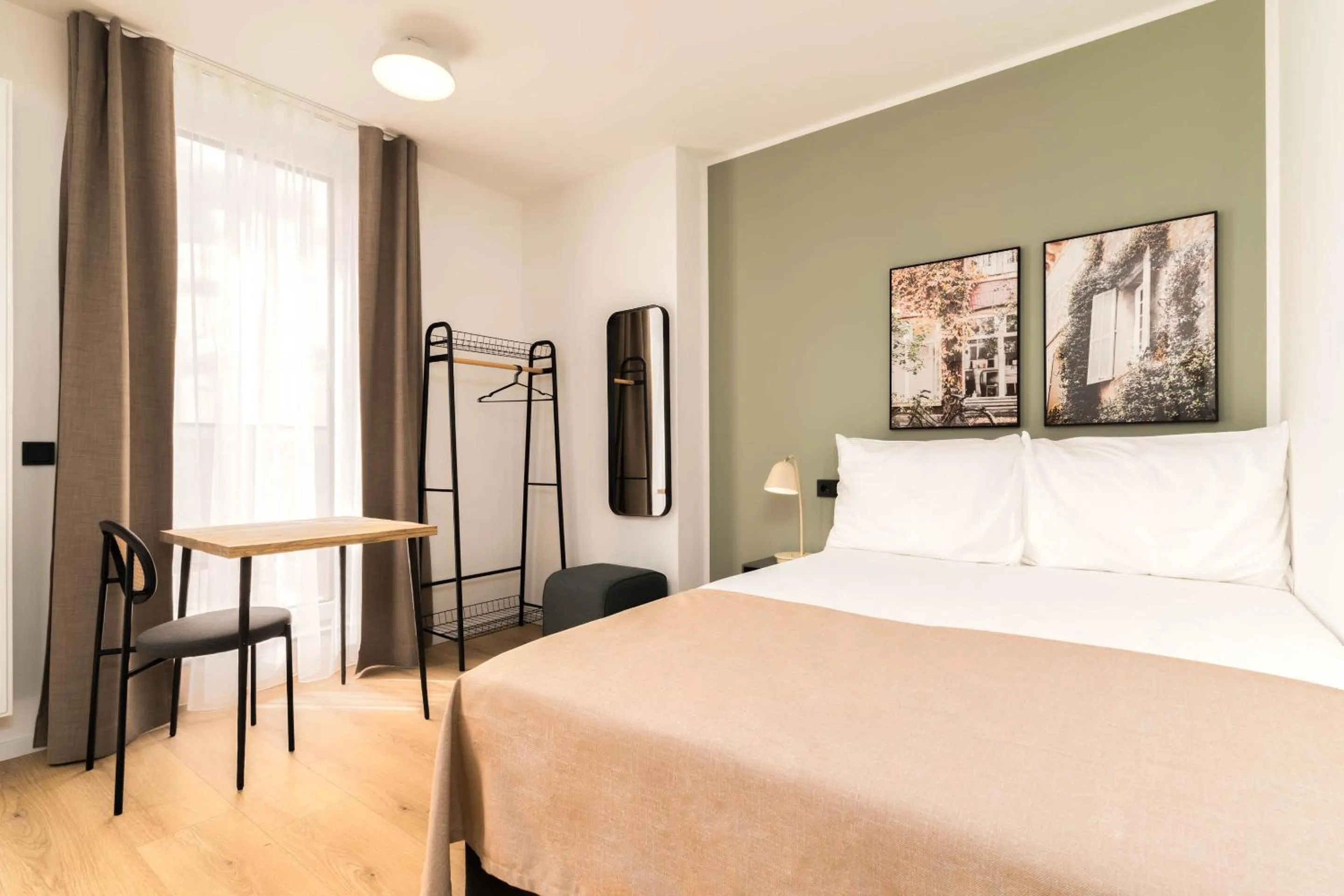 Bed in Limehome Vienna Favoritenstr