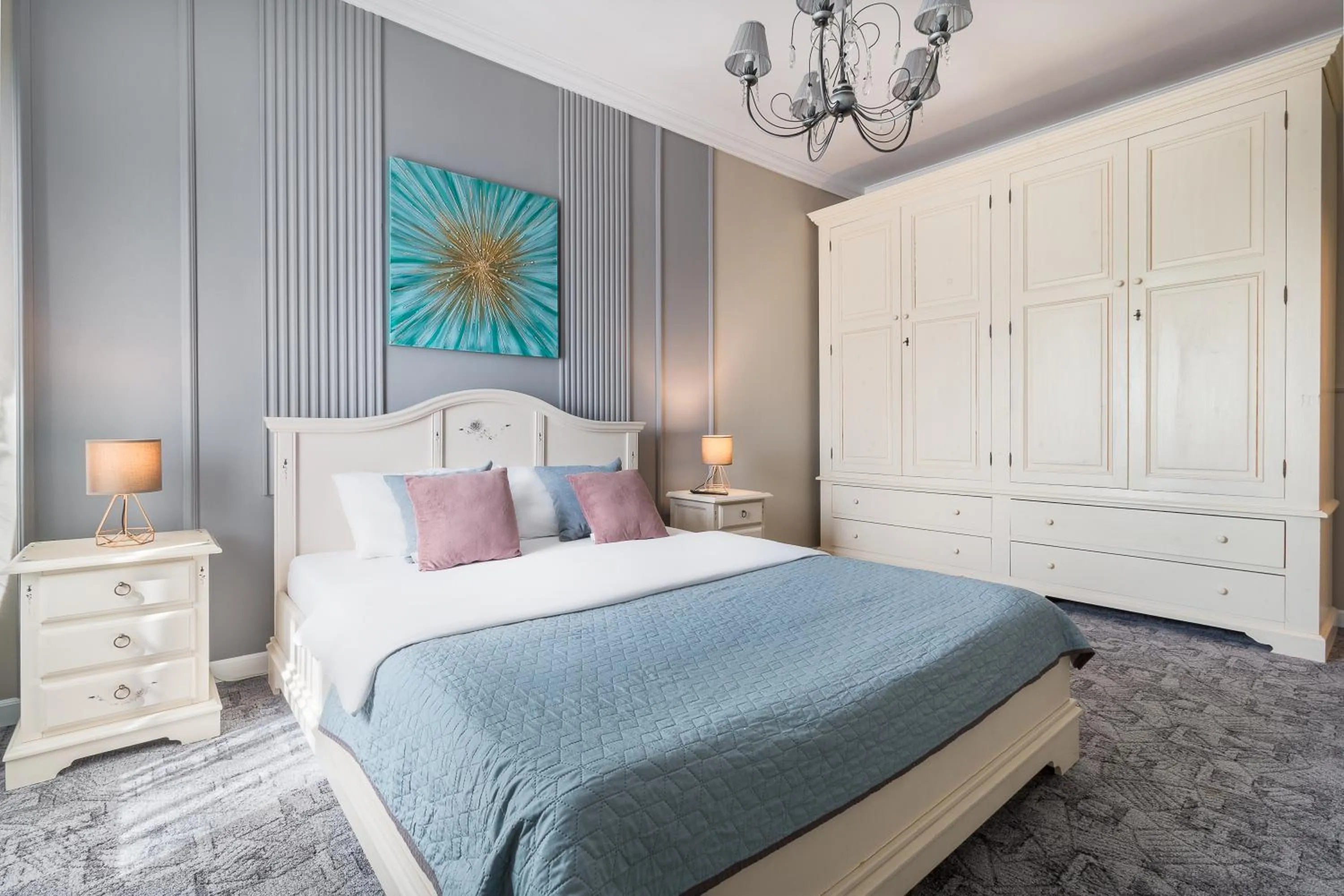 Bed in Moonlight Central Apartments