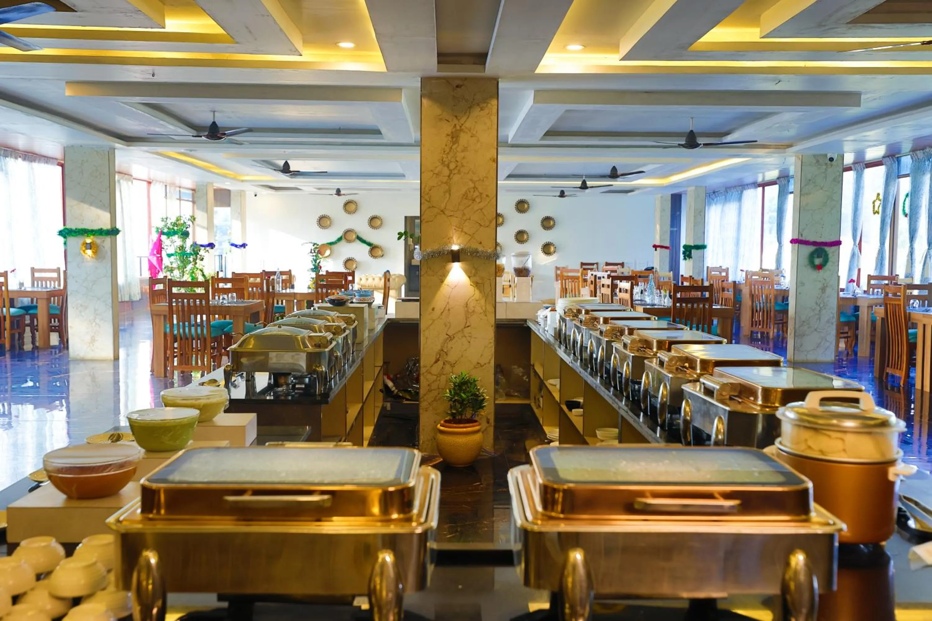 Restaurant/places to eat in The Grand Retreat - Chikmagalur