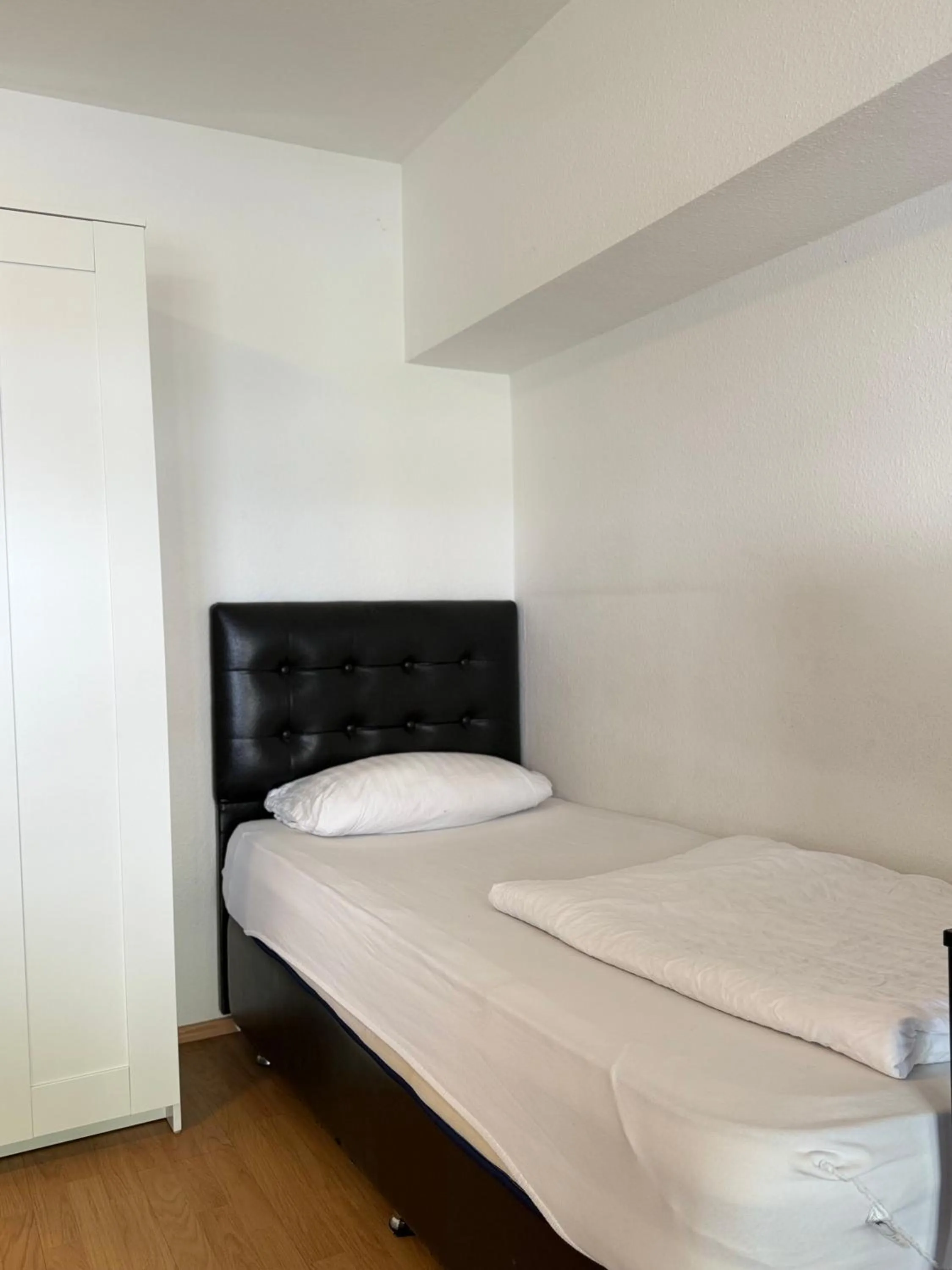 Bed in Hotel Garni Emir