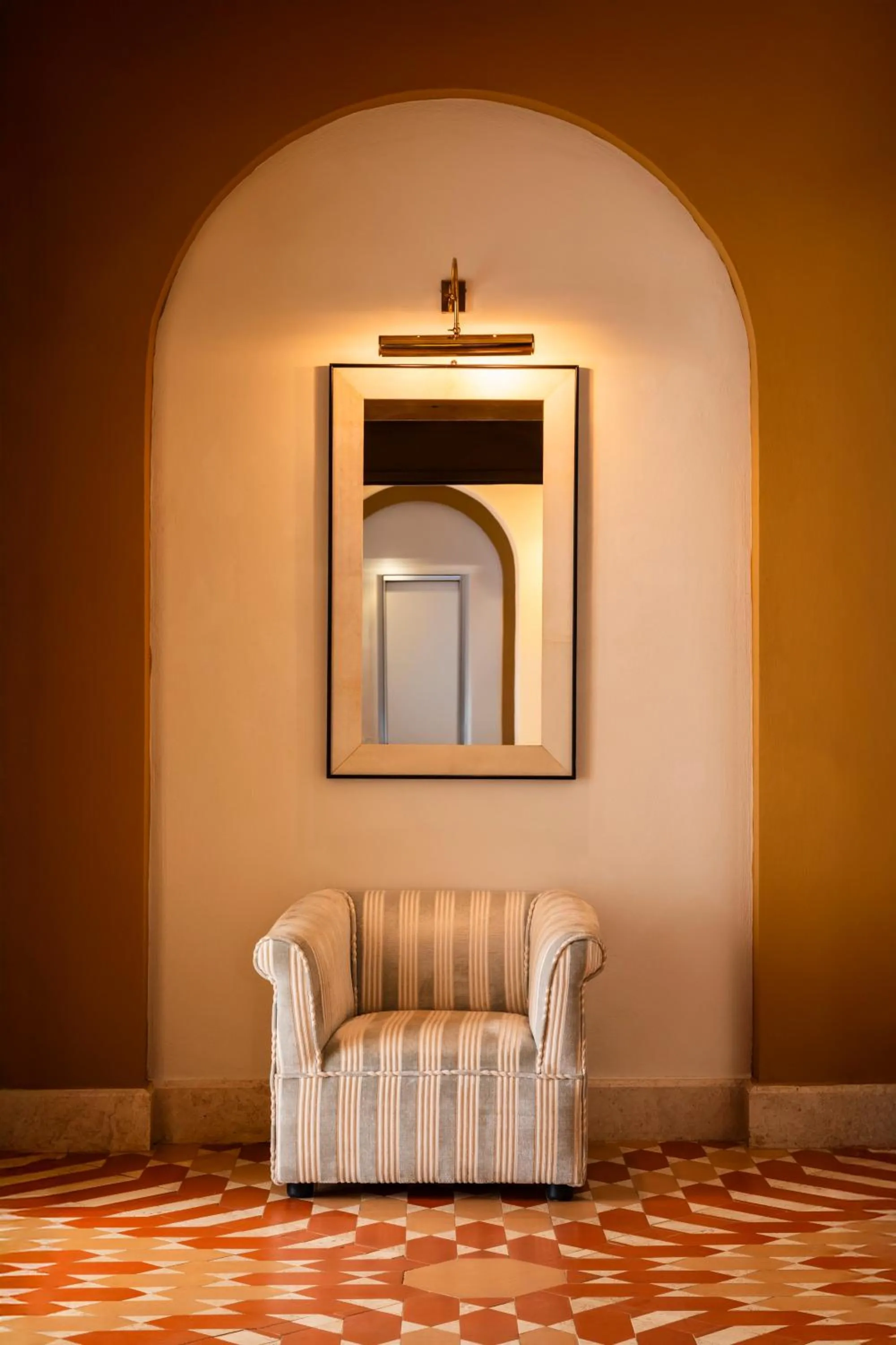 Decorative detail in QC Grand Hotel Roma