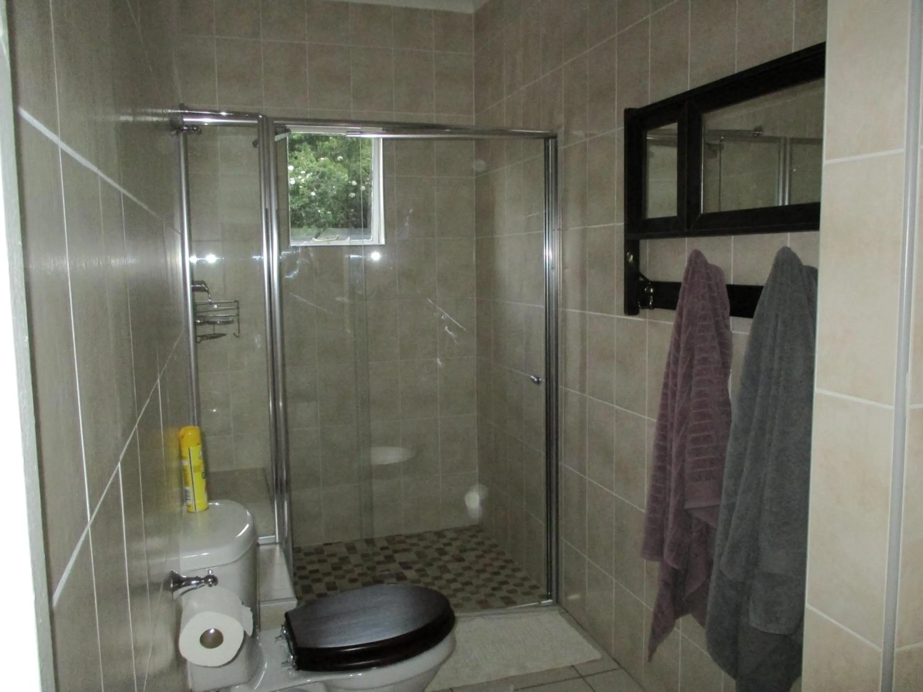 Bathroom in Meander In