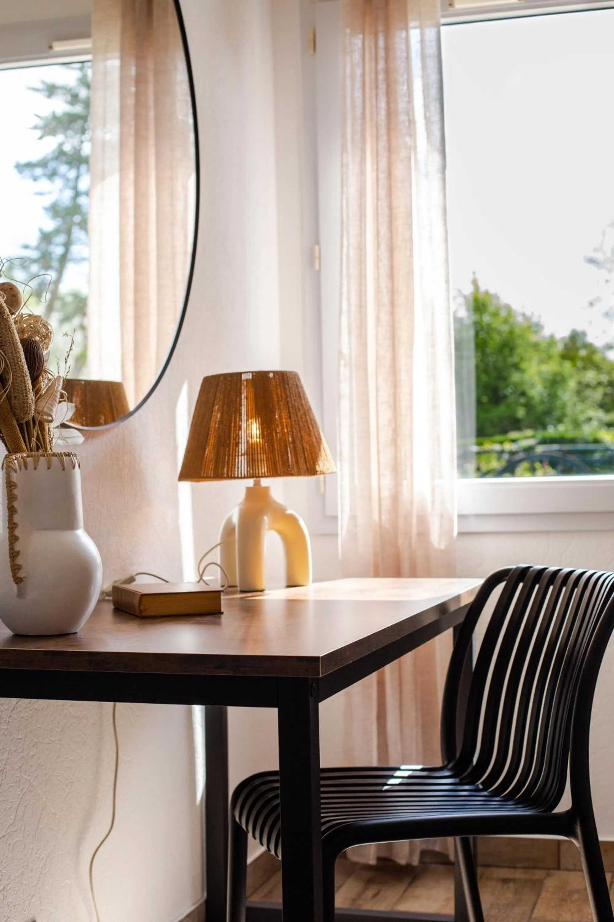 Decorative detail in Hôtel de la Brière et Restaurant Les Krapados