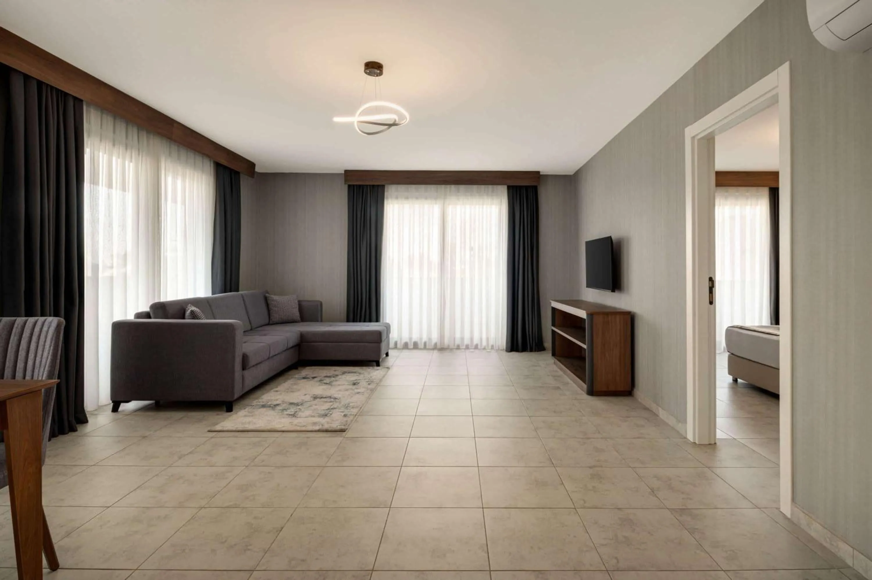 Hot Tub in Days Inn by Wyndham Alanya