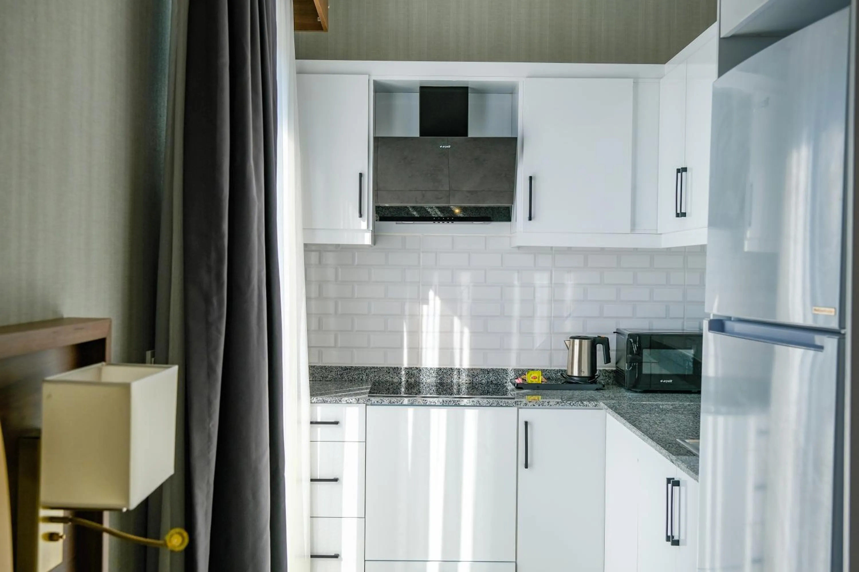 Kitchen or kitchenette in Days Inn by Wyndham Alanya