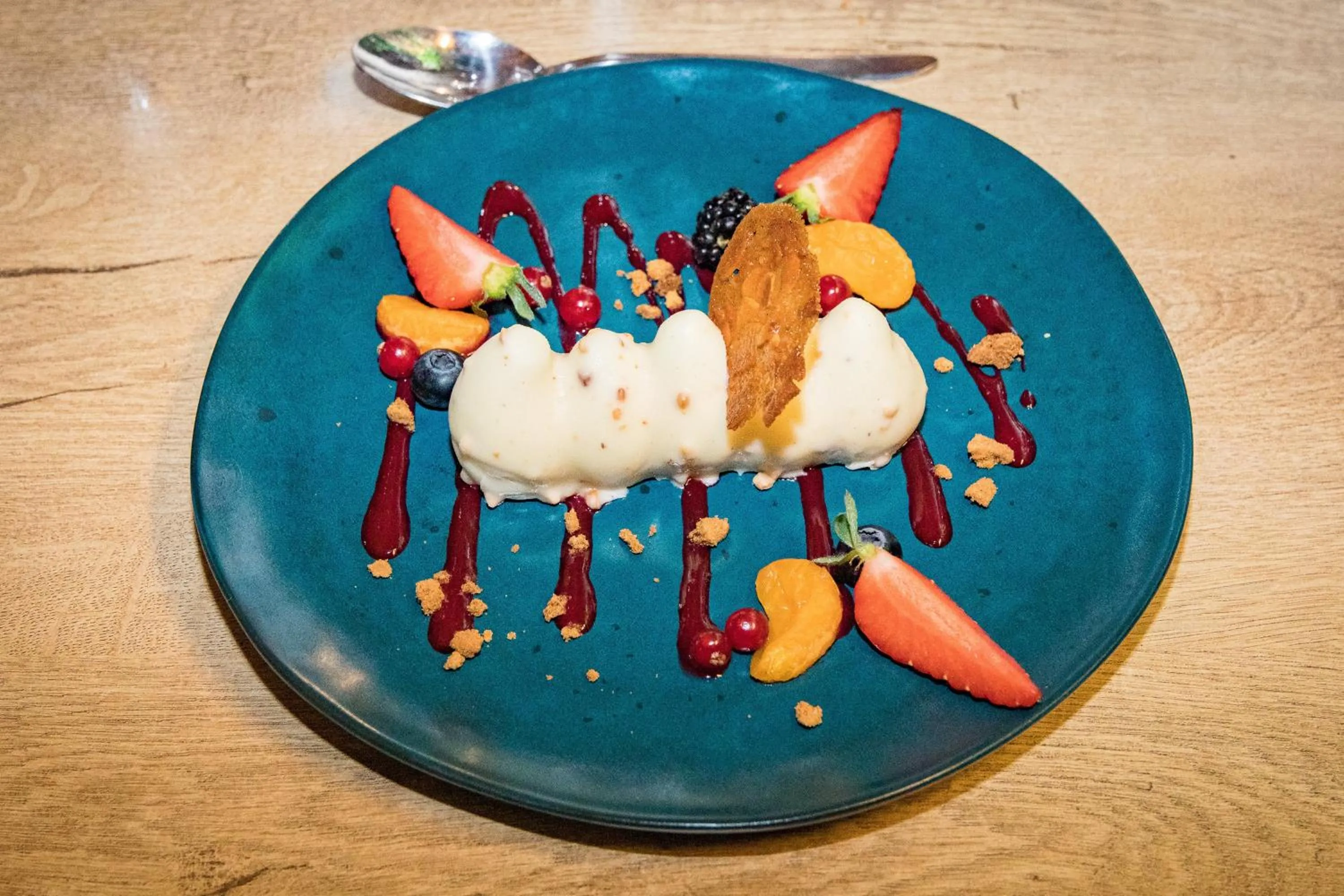 Restaurant/places to eat in Mas De Baumes