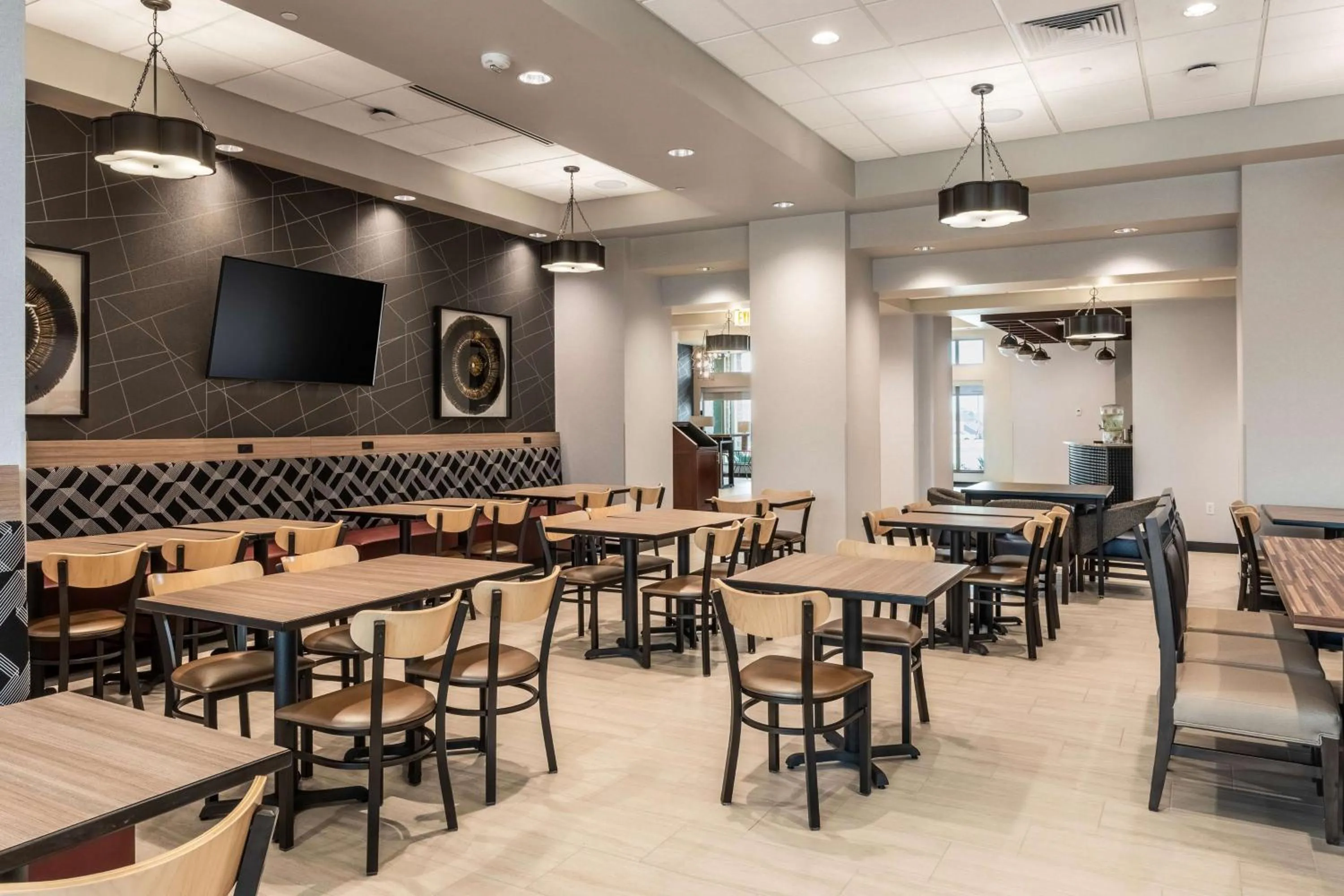 Breakfast in Drury Plaza Hotel College Station