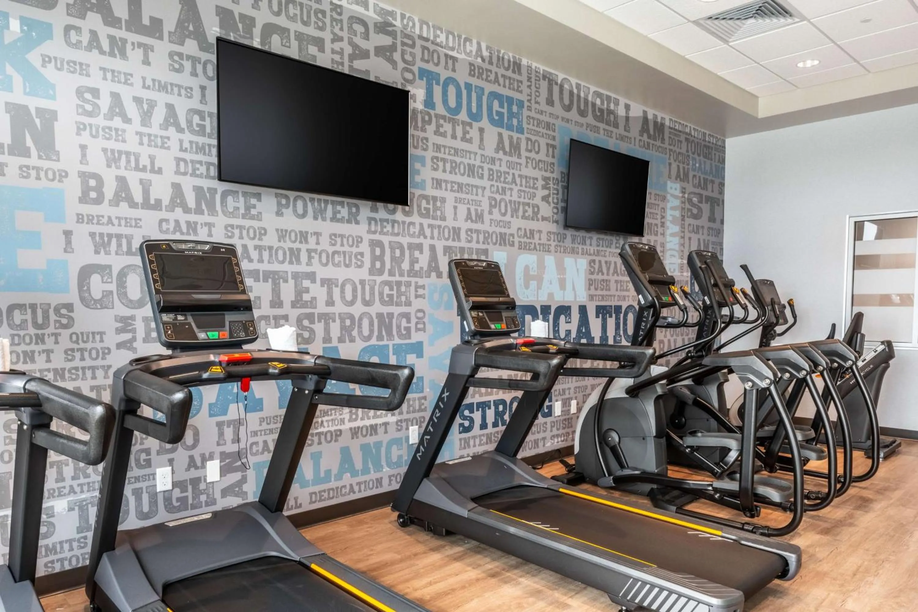 Fitness centre/facilities in Drury Plaza Hotel College Station