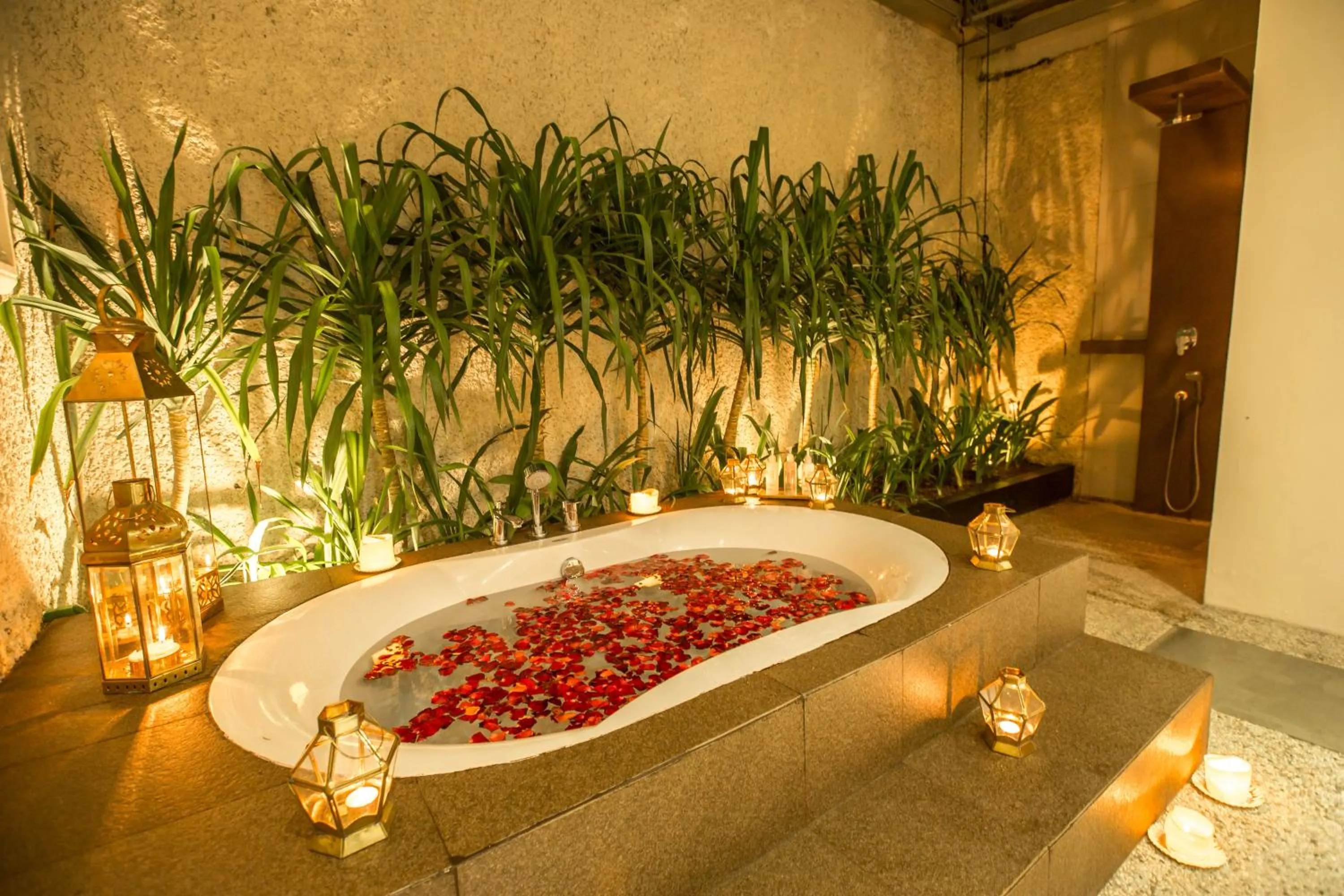 Bathroom in Villa Seriska Dua Sanur with Private Pool