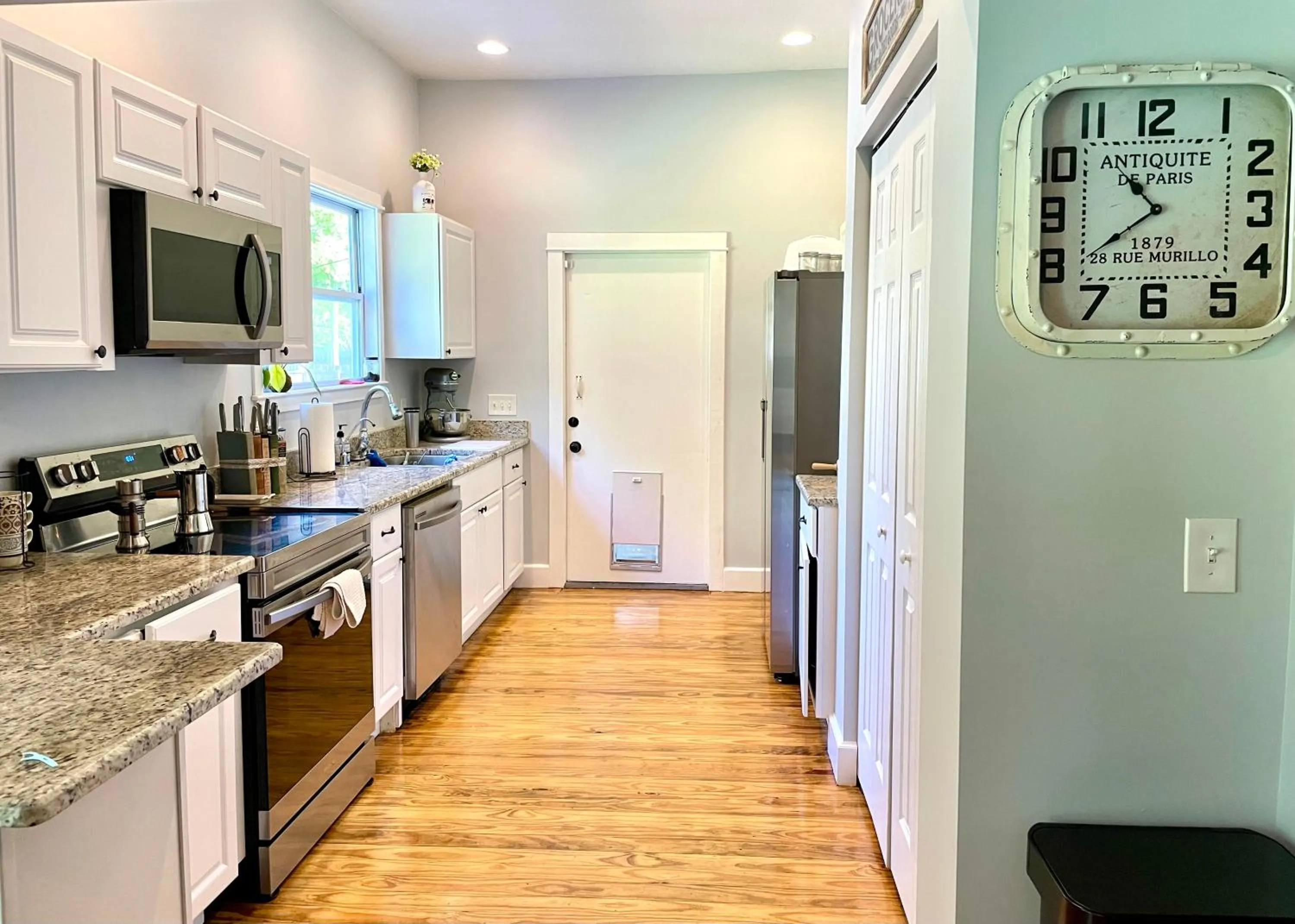 Kitchen or kitchenette in Tampa Heights Bungalow