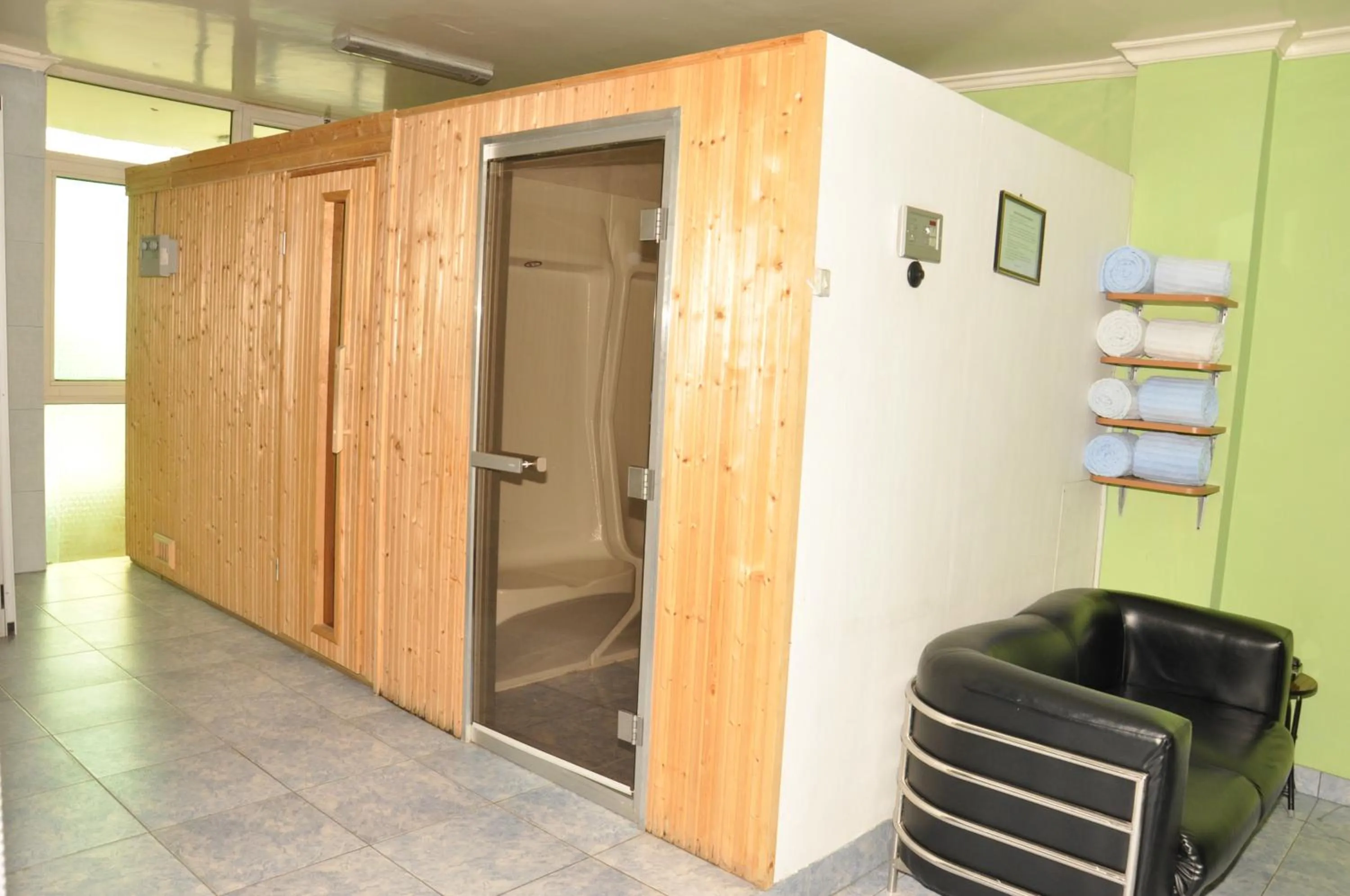 Sauna in Ambassador Hotel