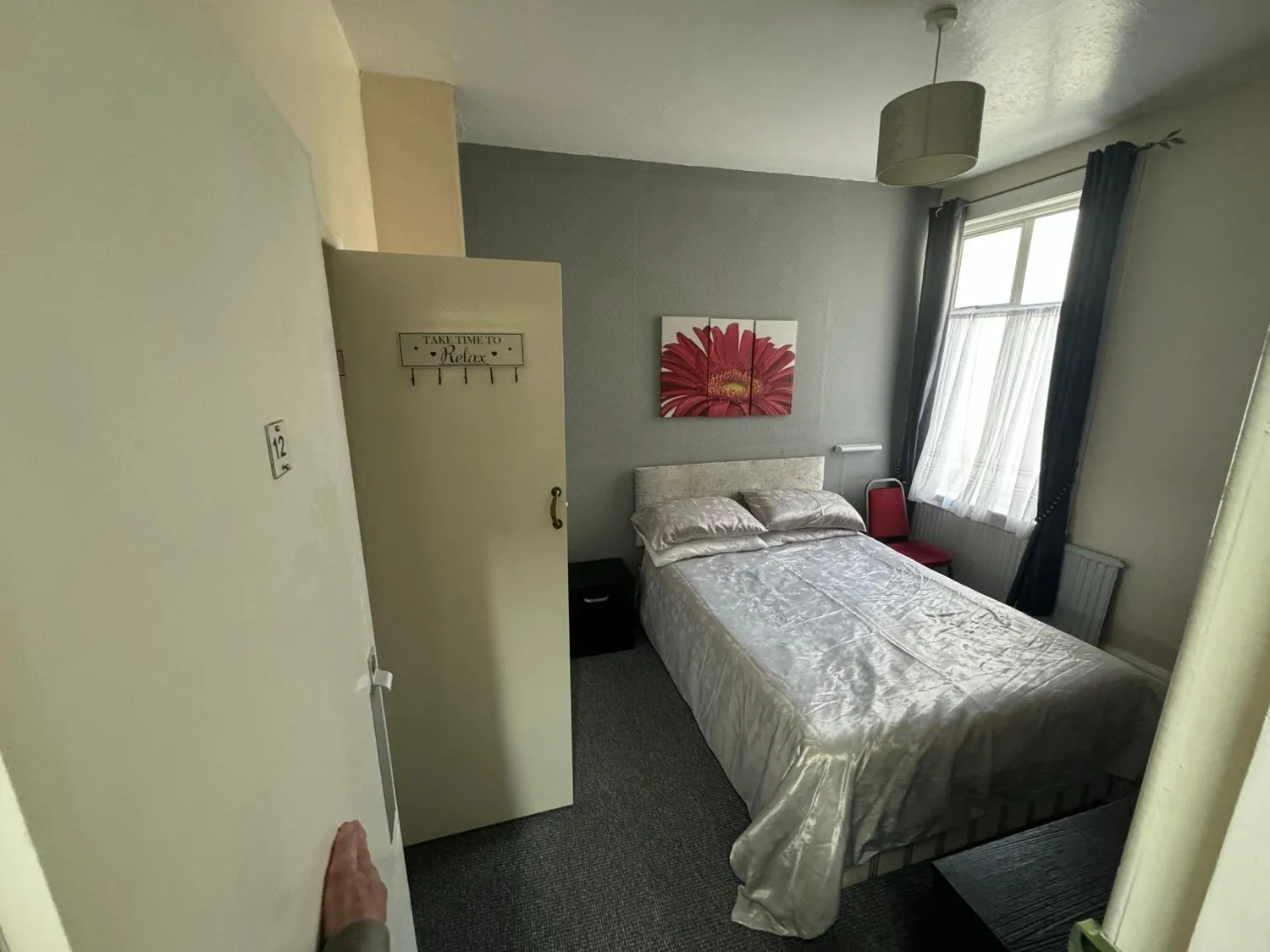 Bedroom, Bed in Cambria Hotel