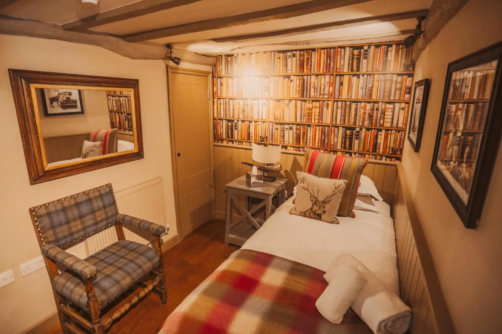 Bed in The White Hart, South Harting