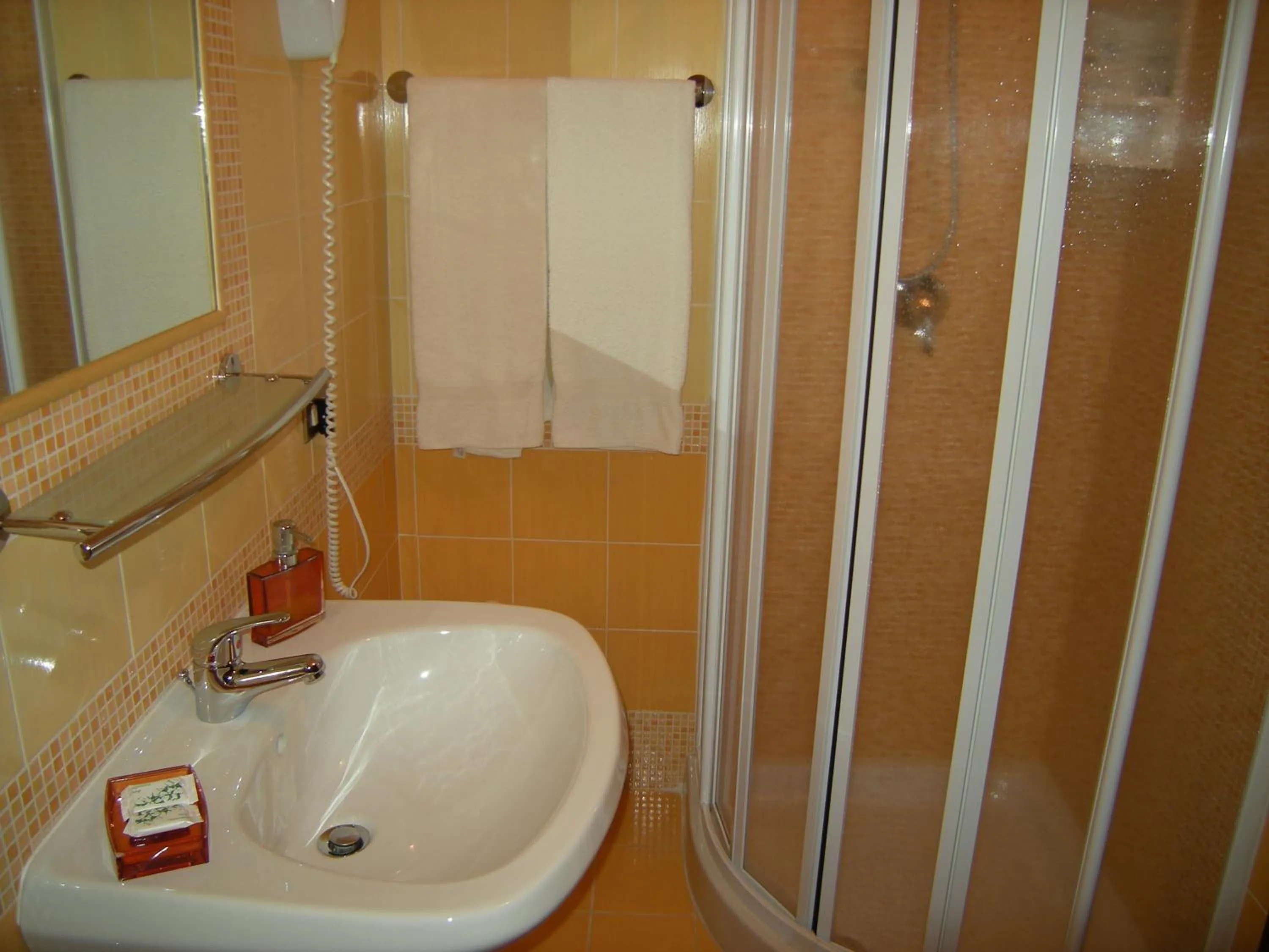 Shower in Il Giardino del Sole - Erice mare