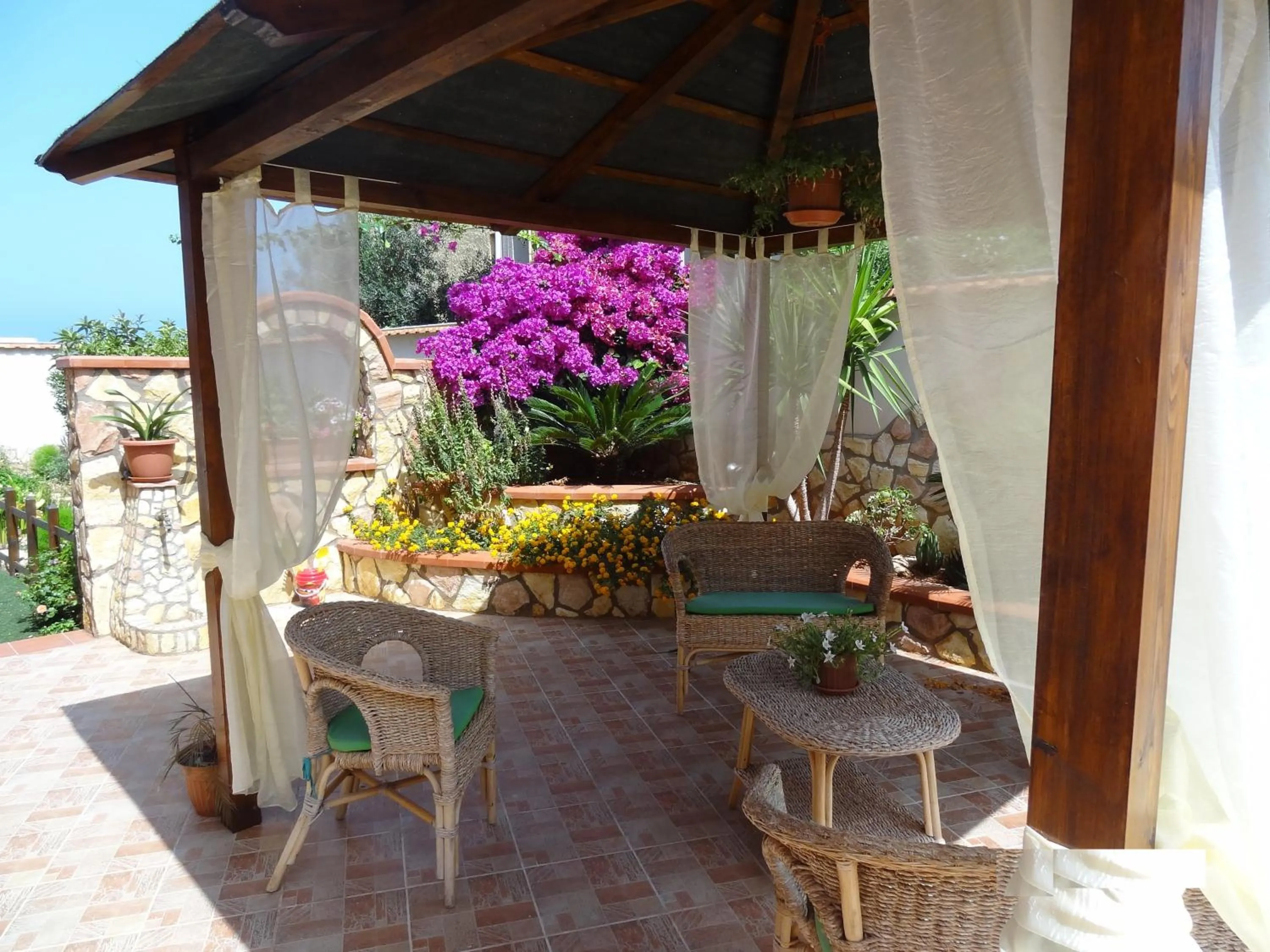 Garden in Il Giardino del Sole - Erice mare