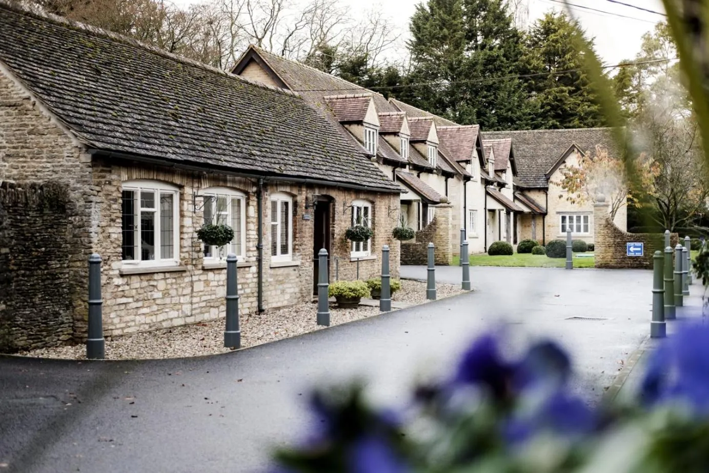 The Hare & Hounds Hotel