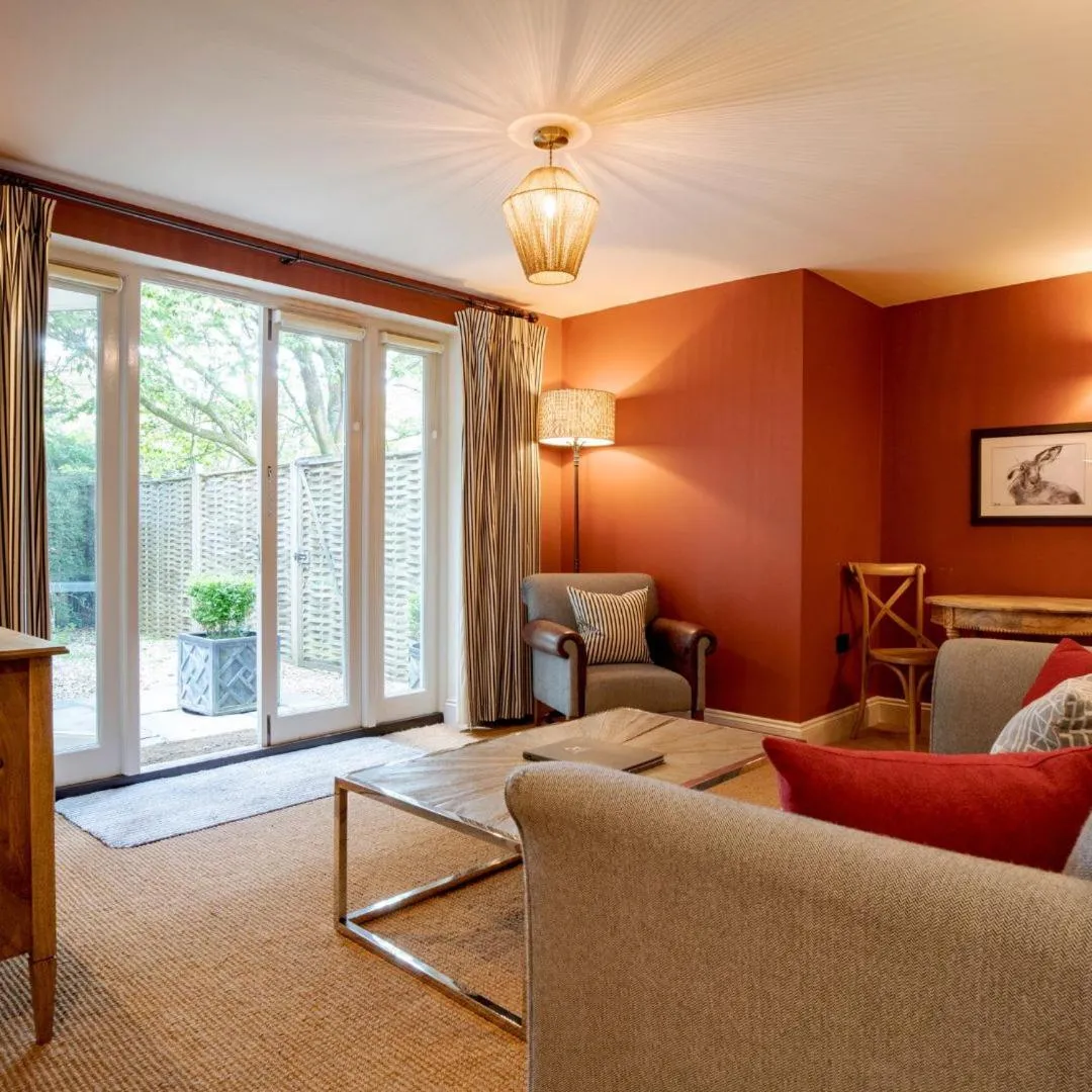 The Hare & Hounds Hotel