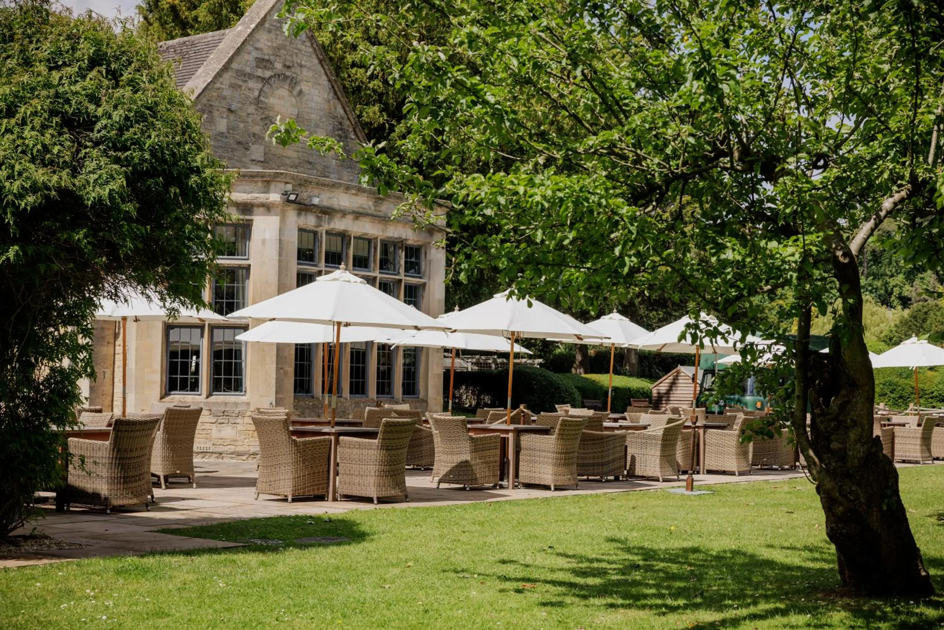 The Hare & Hounds Hotel